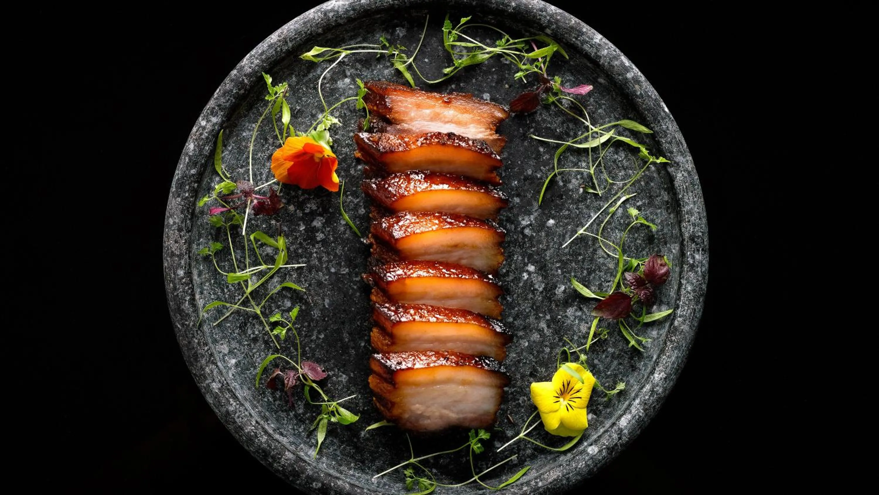 Restaurant/places to eat in InterContinental Singapore by IHG