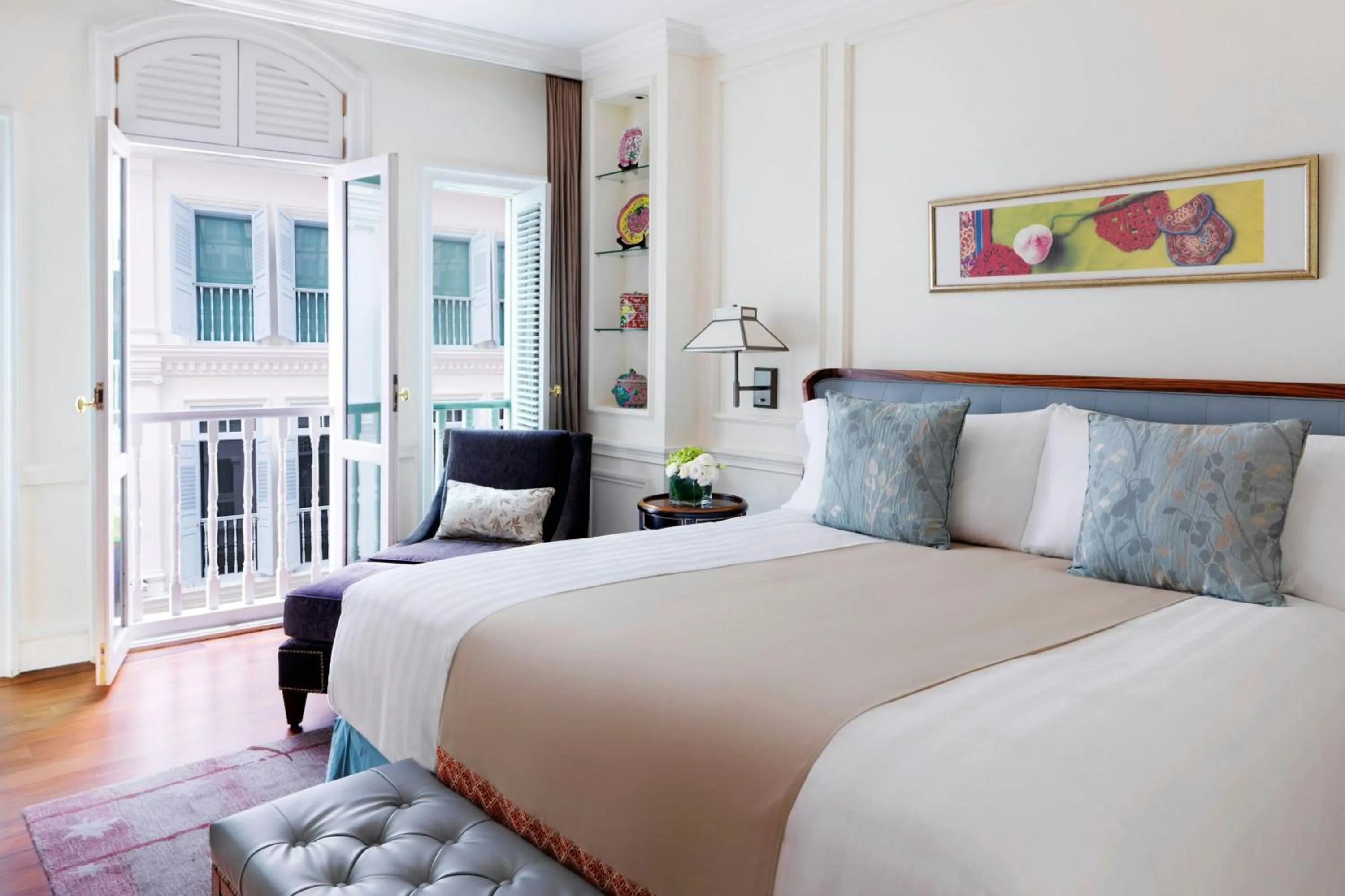 Photo of the whole room, Bed in Frasers House, a Luxury Collection Hotel, Singapore