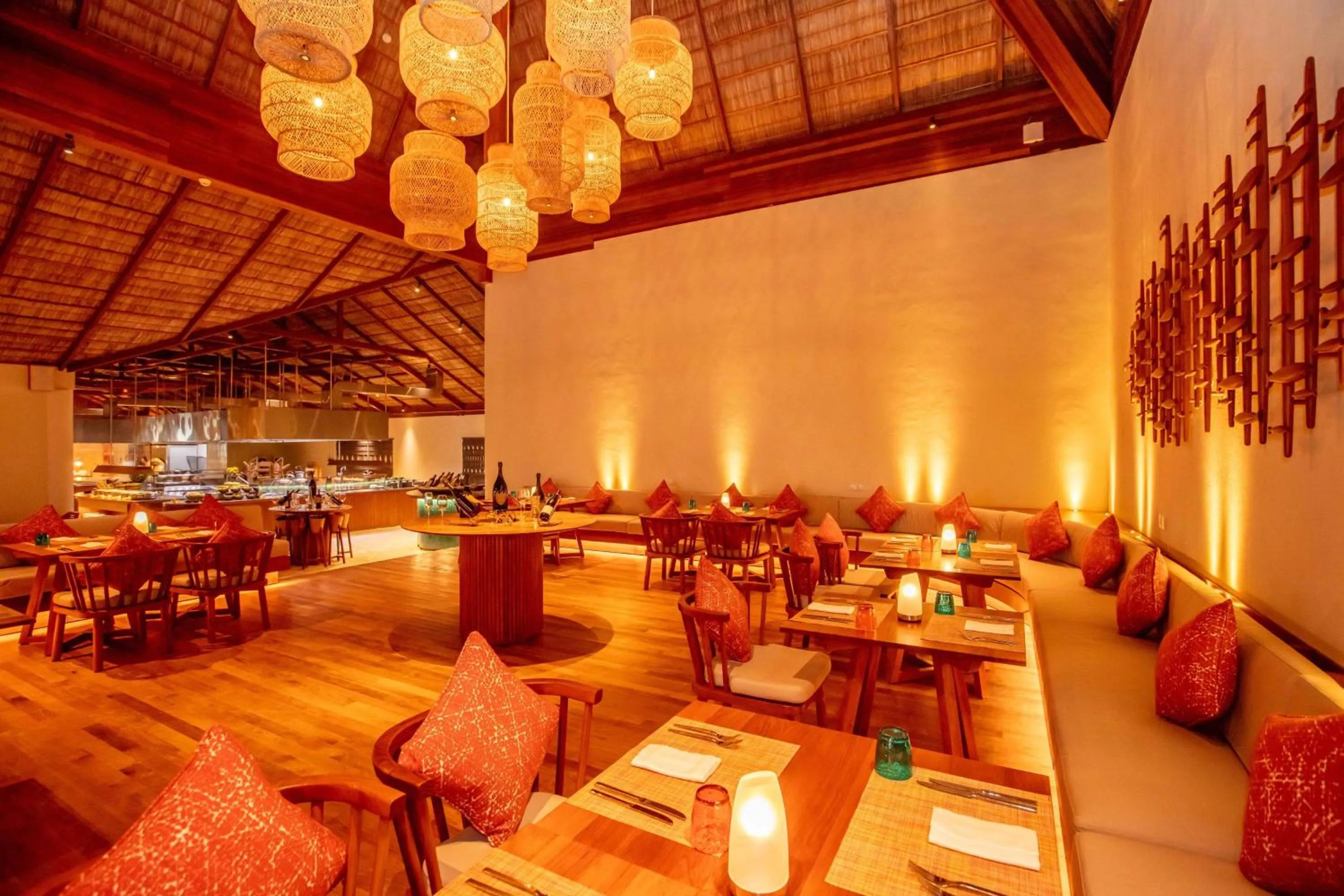 Restaurant/places to eat in Conrad Maldives Rangali Island