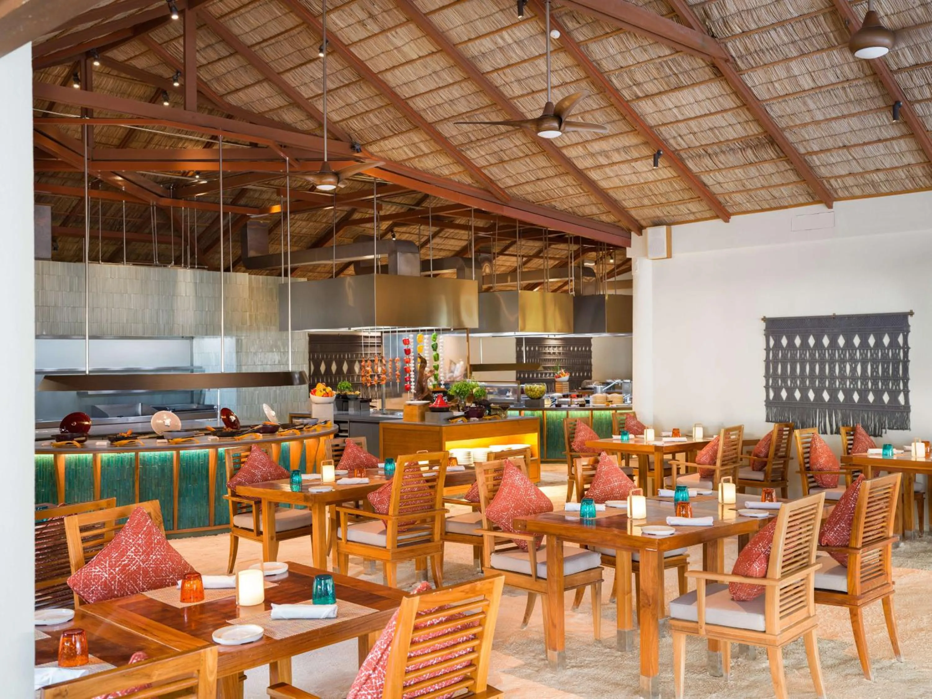 Dining area in Conrad Maldives Rangali Island