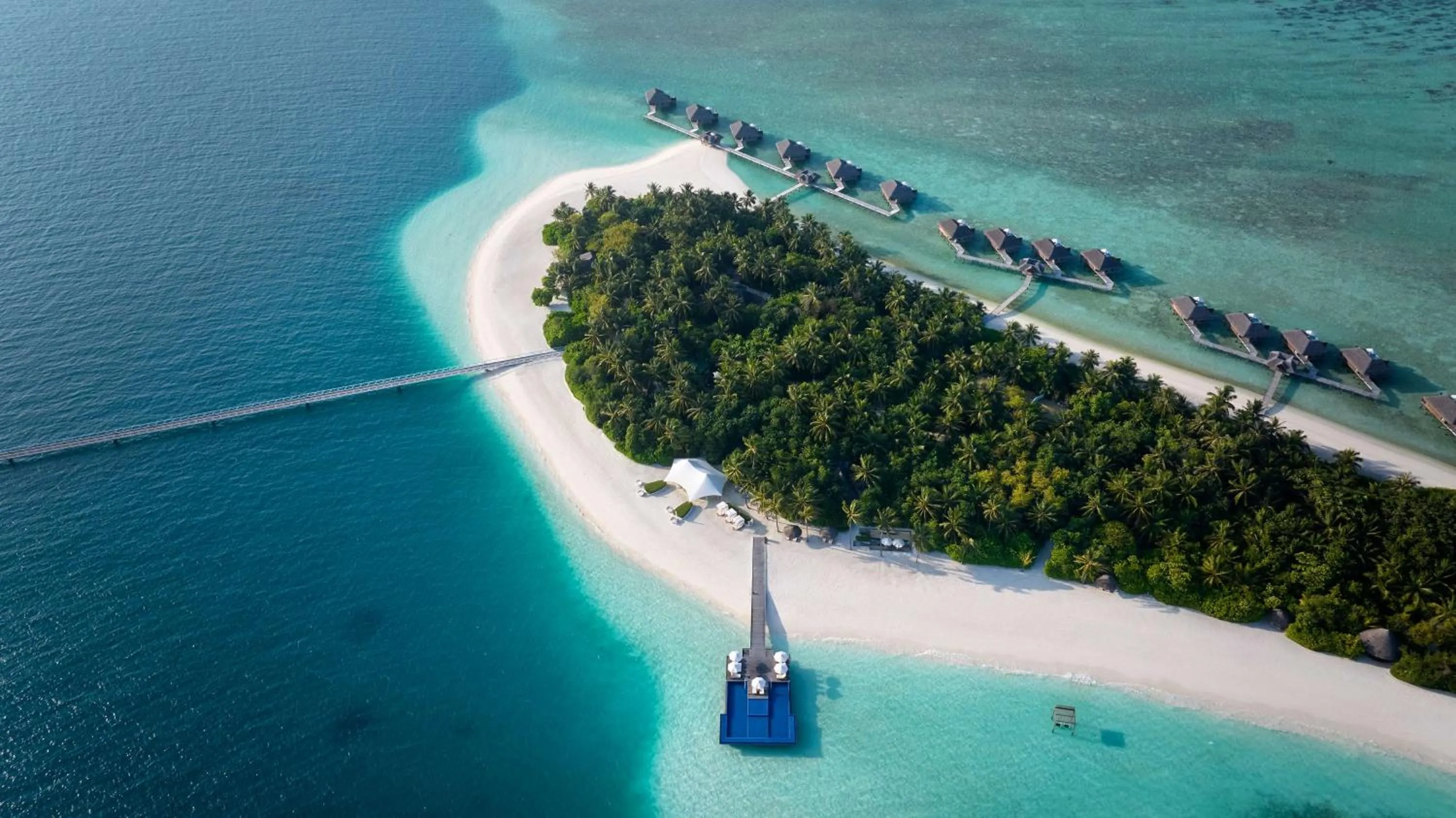 Property building in Conrad Maldives Rangali Island