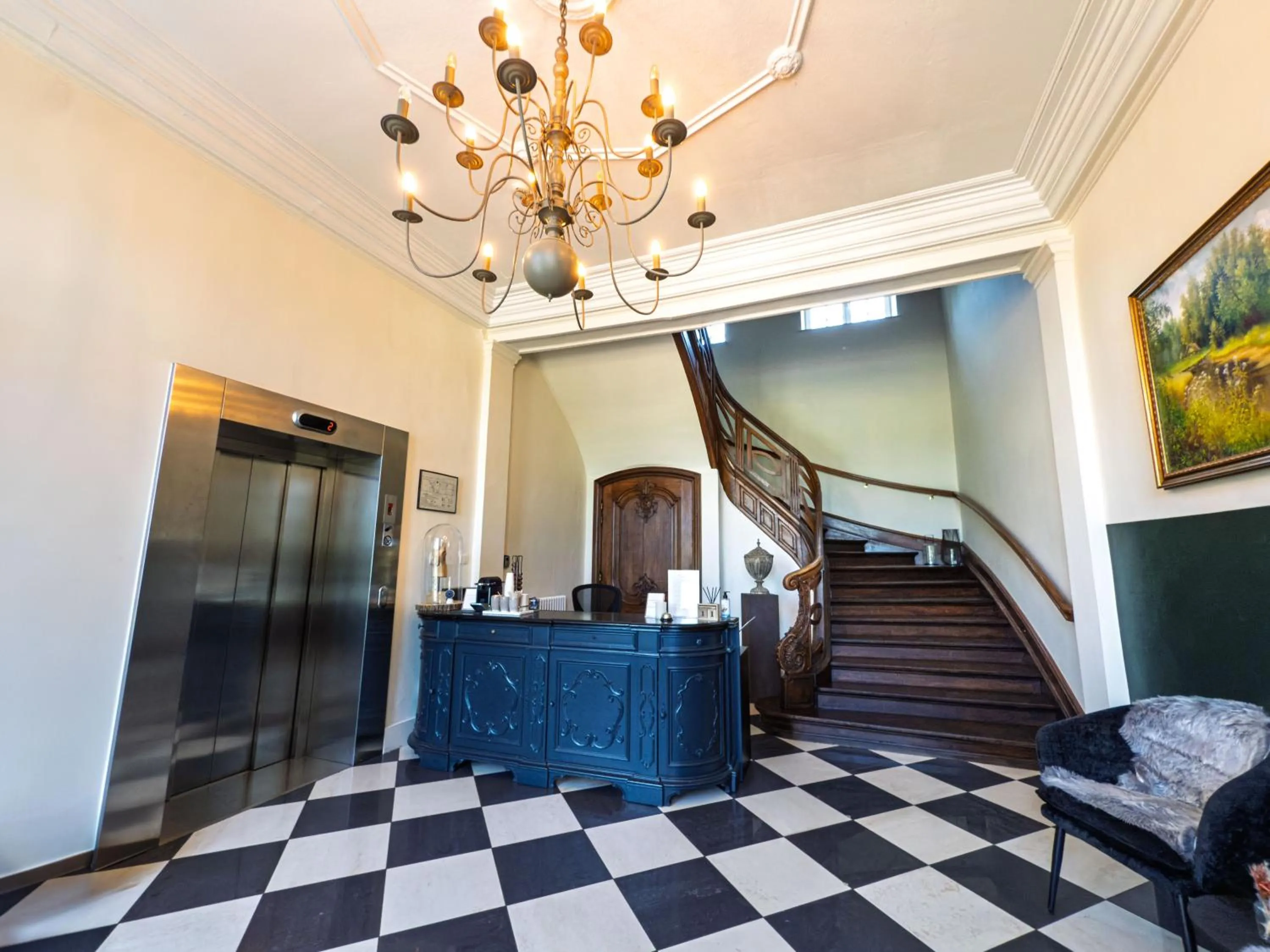 Property building in Kasteel Pietersheim Maastricht - Lanaken