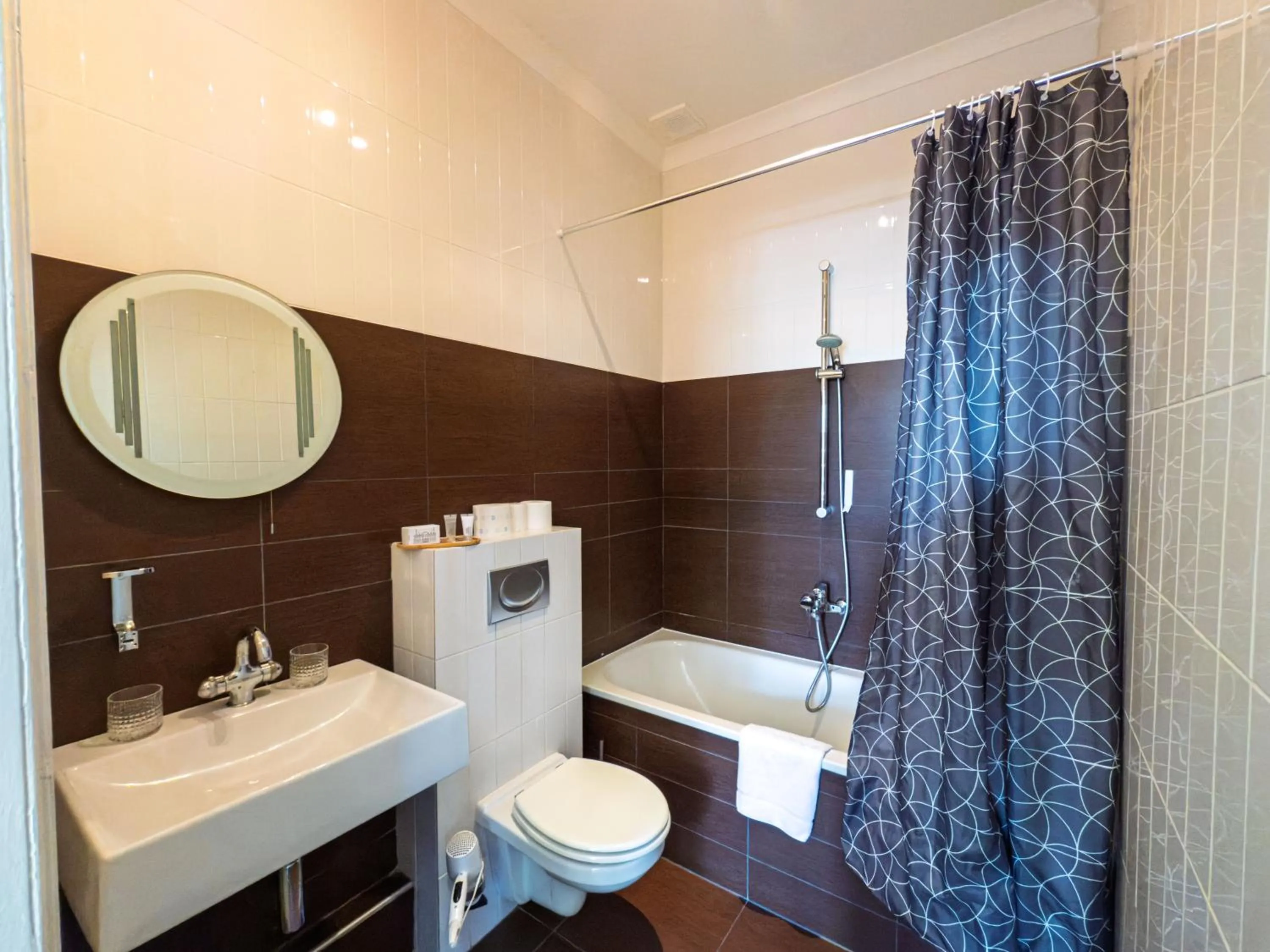 Bathroom in Kasteel Pietersheim Maastricht - Lanaken