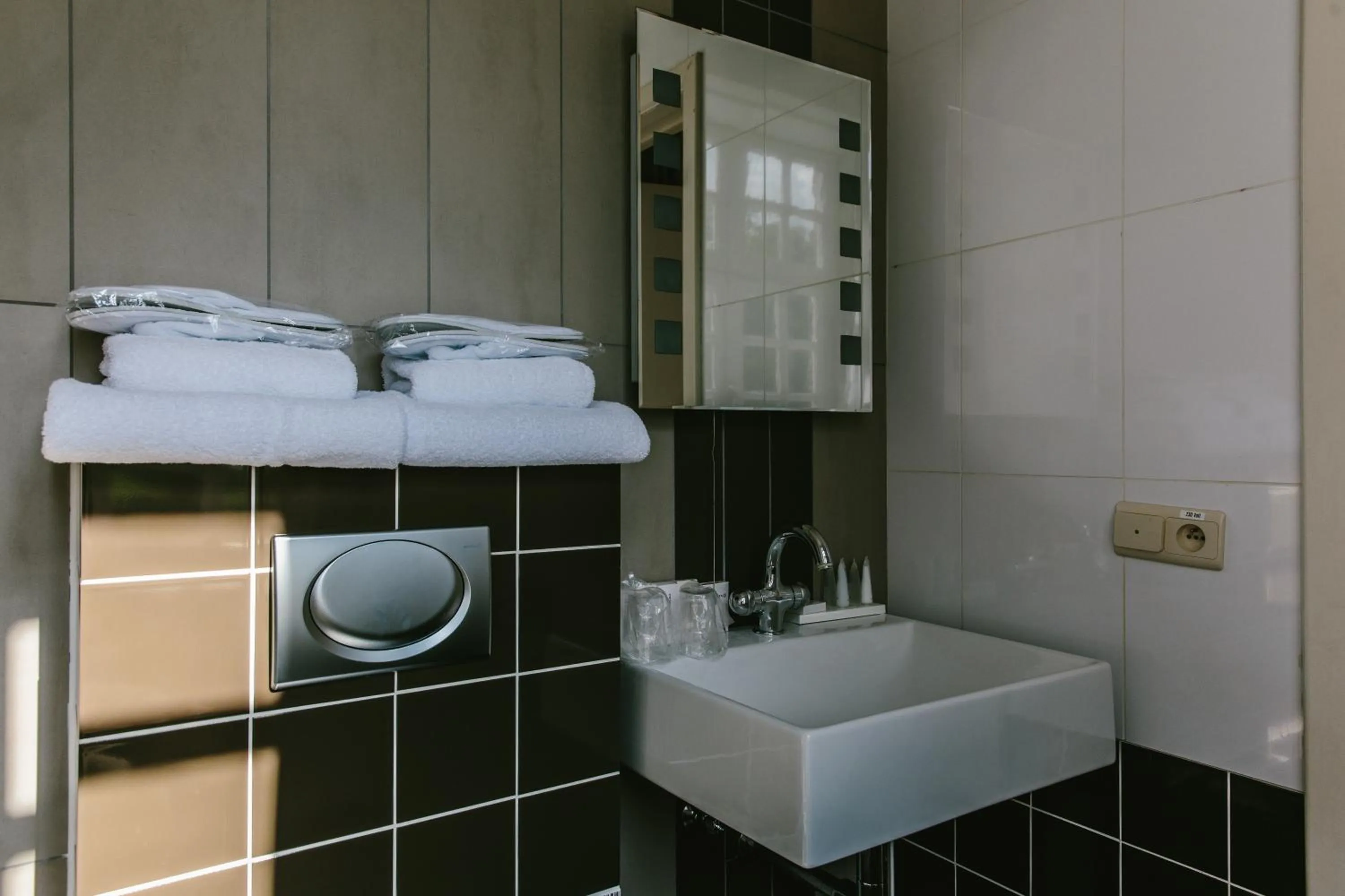 Bathroom in Kasteel Pietersheim Maastricht - Lanaken