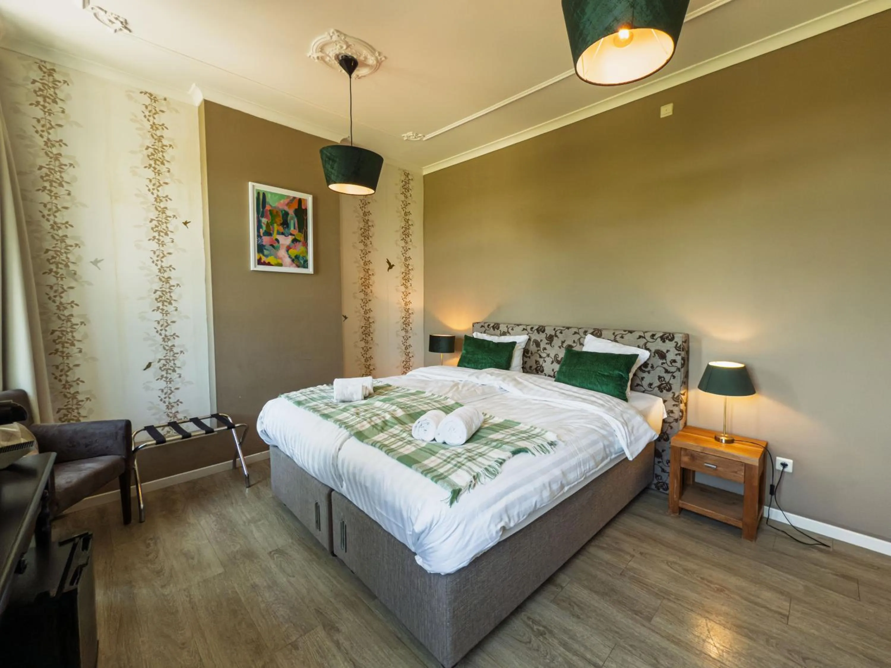 Bedroom, Bed in Kasteel Pietersheim Maastricht - Lanaken