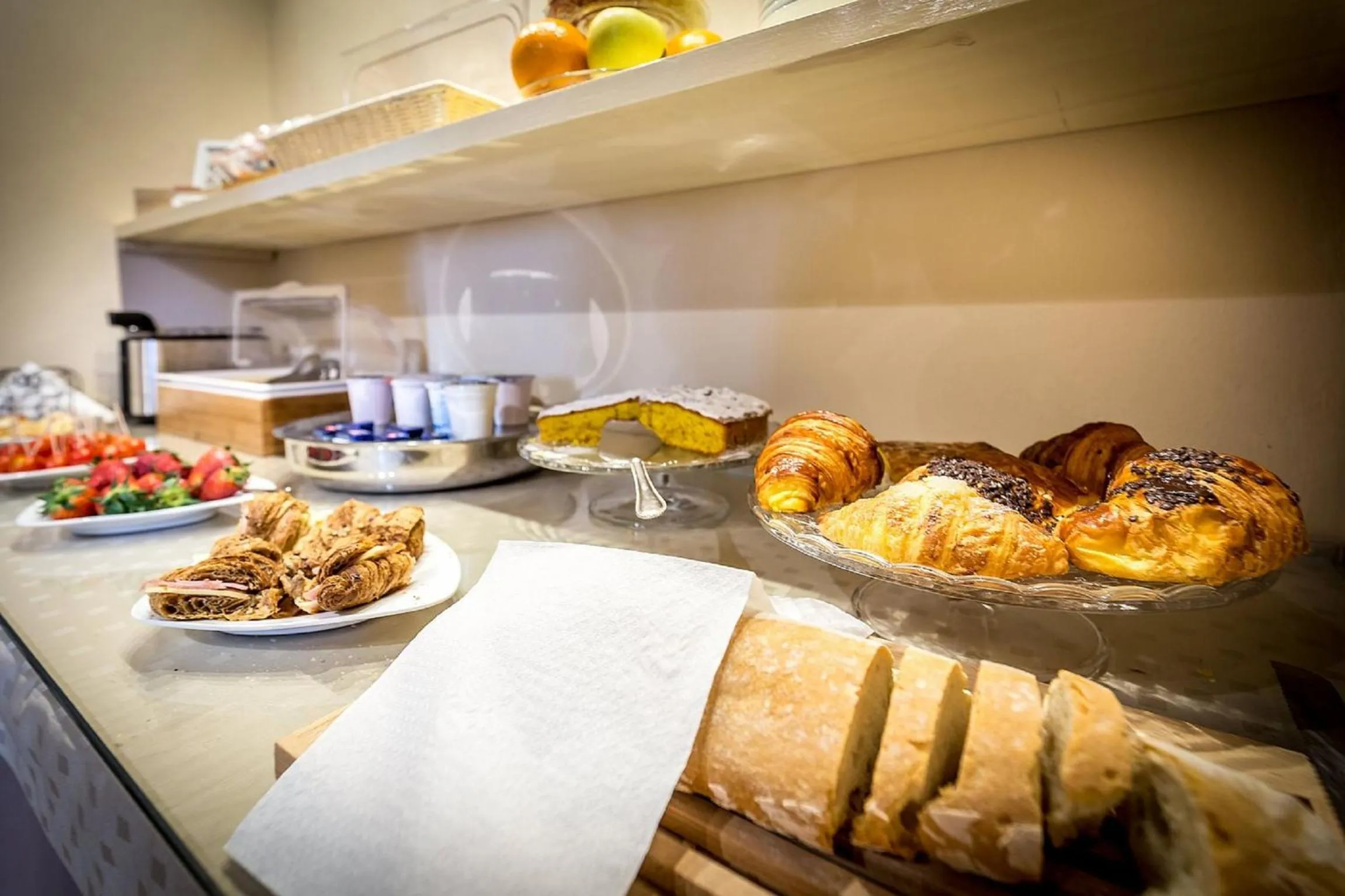 Continental breakfast in Sognando Firenze