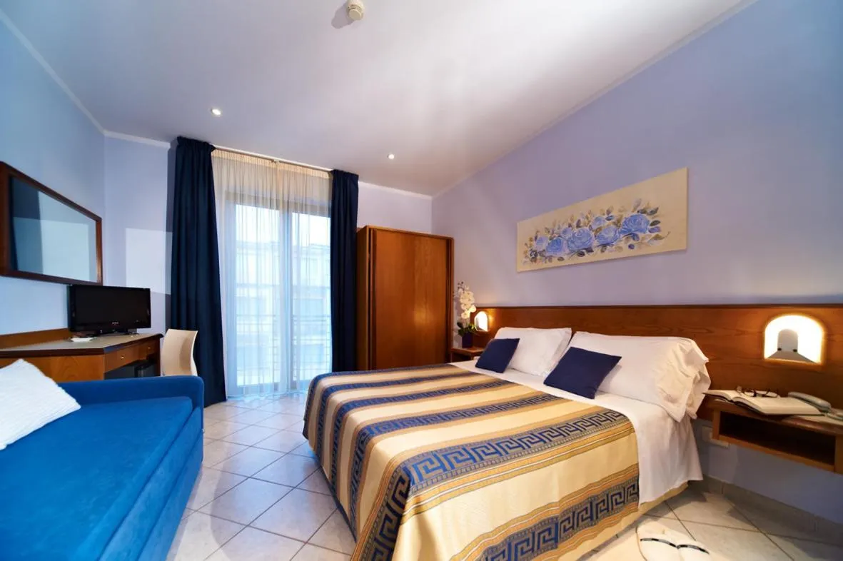 Bedroom, Bed in Hotel Sirio