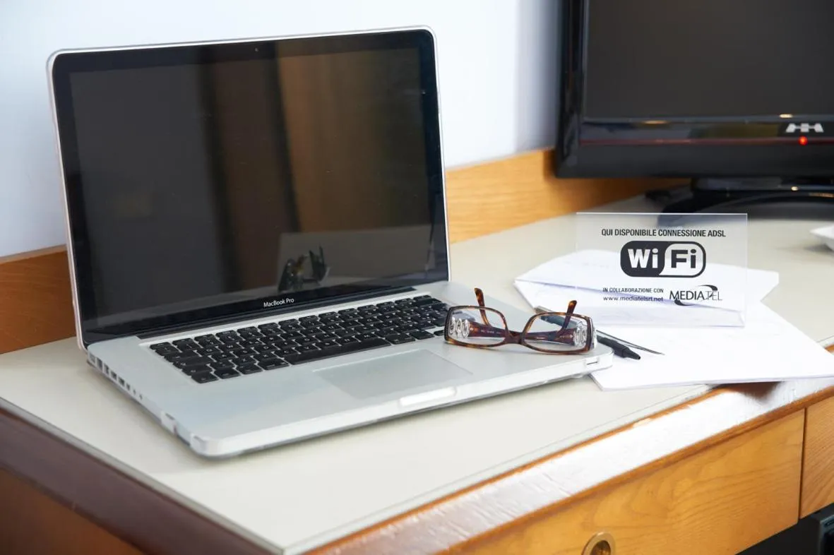 Seating area in Hotel Sirio