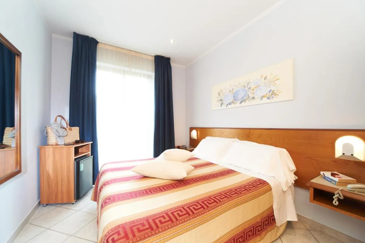 Bedroom, Bed in Hotel Sirio