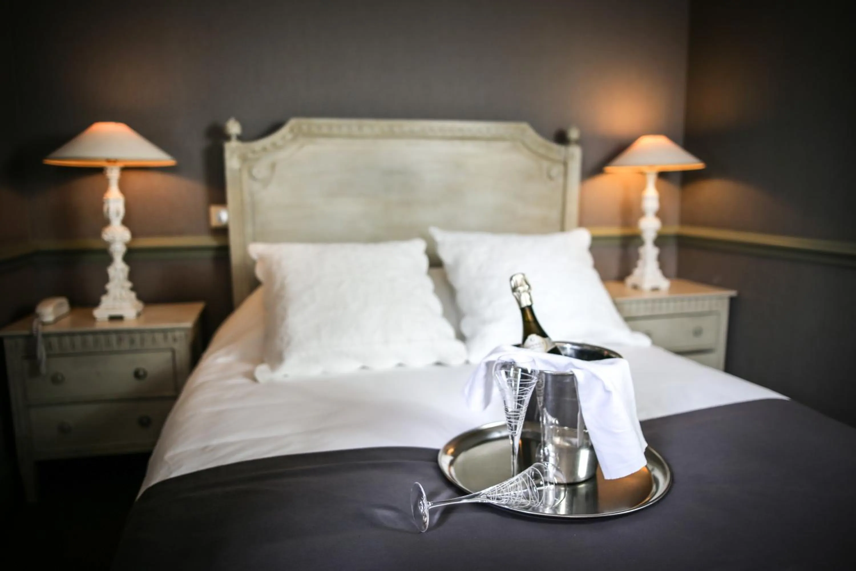 Bed in Hôtel Helvie