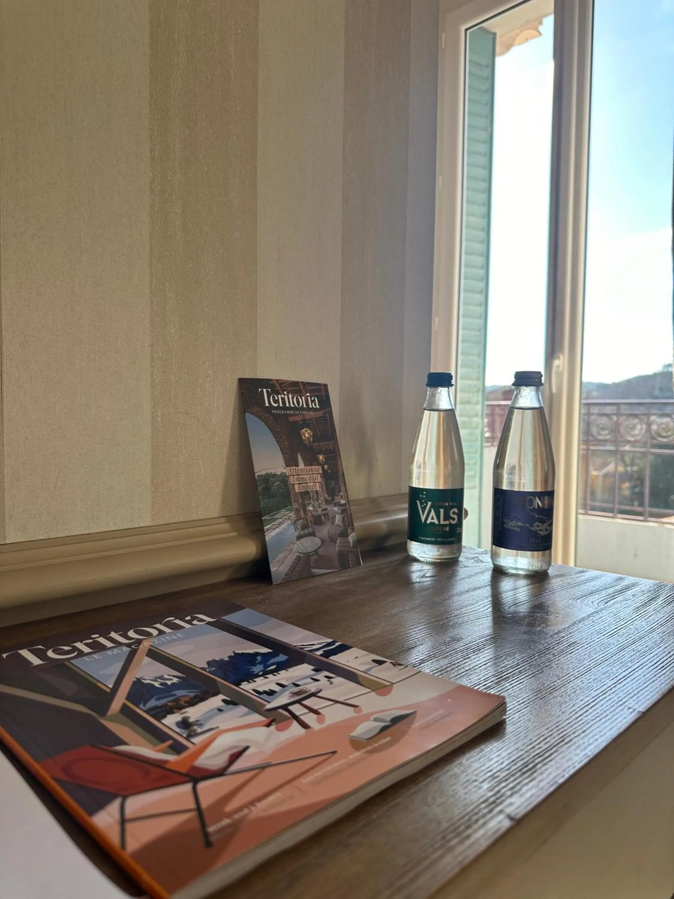 Seating area in Hôtel Helvie