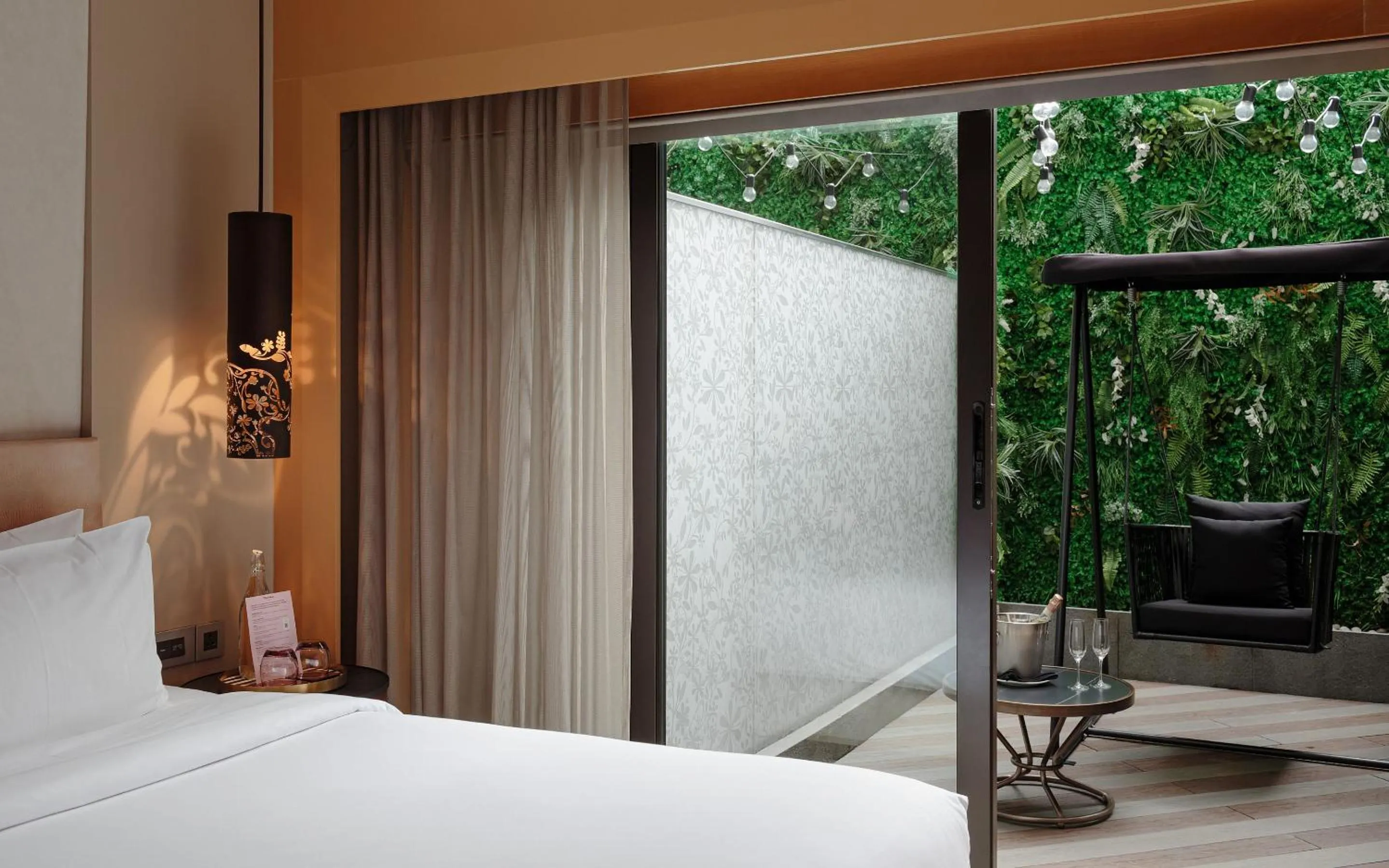 Patio, Bed in Naumi Hotel Singapore