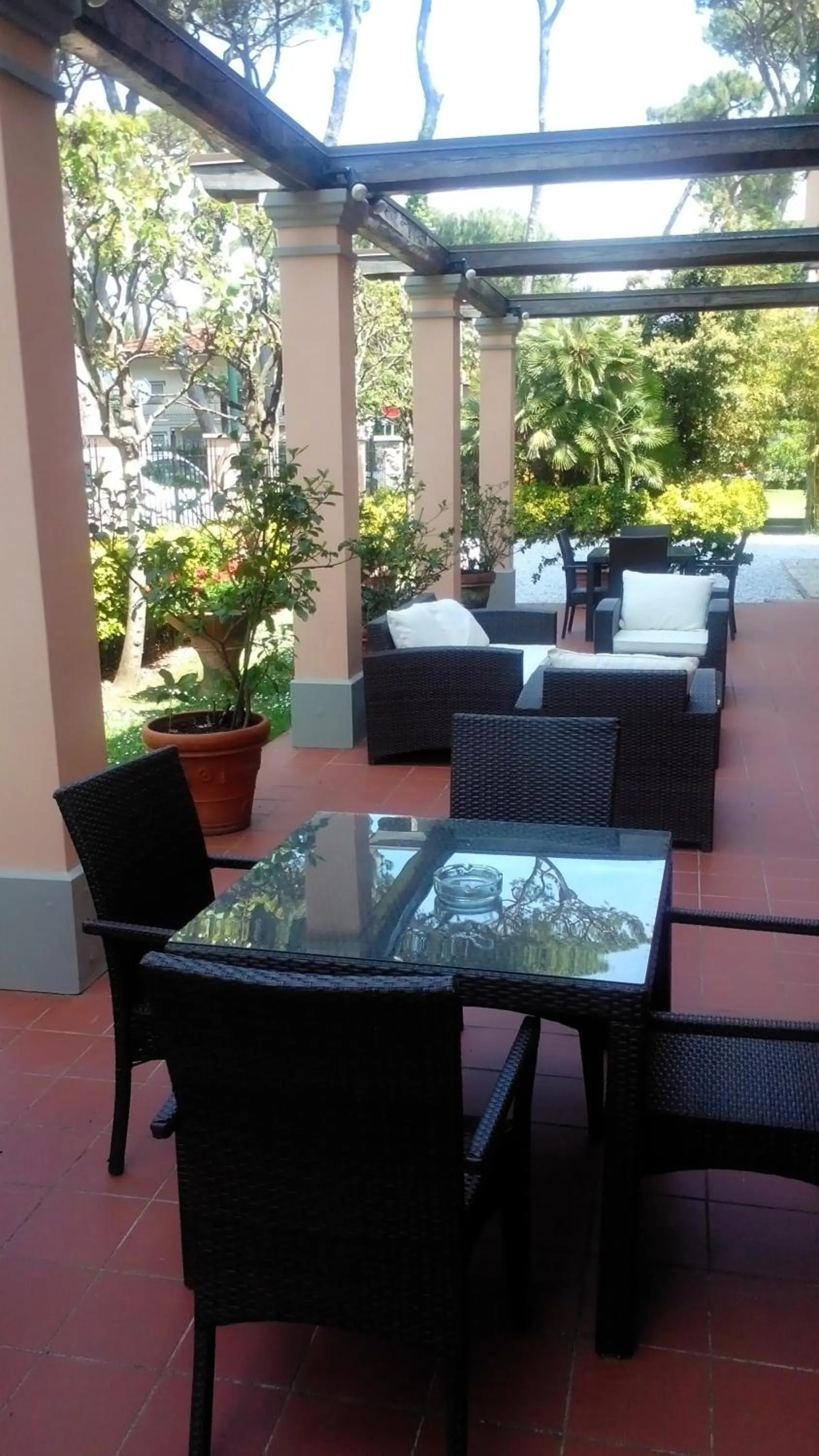 Facade/entrance in Hotel Astor Victoria