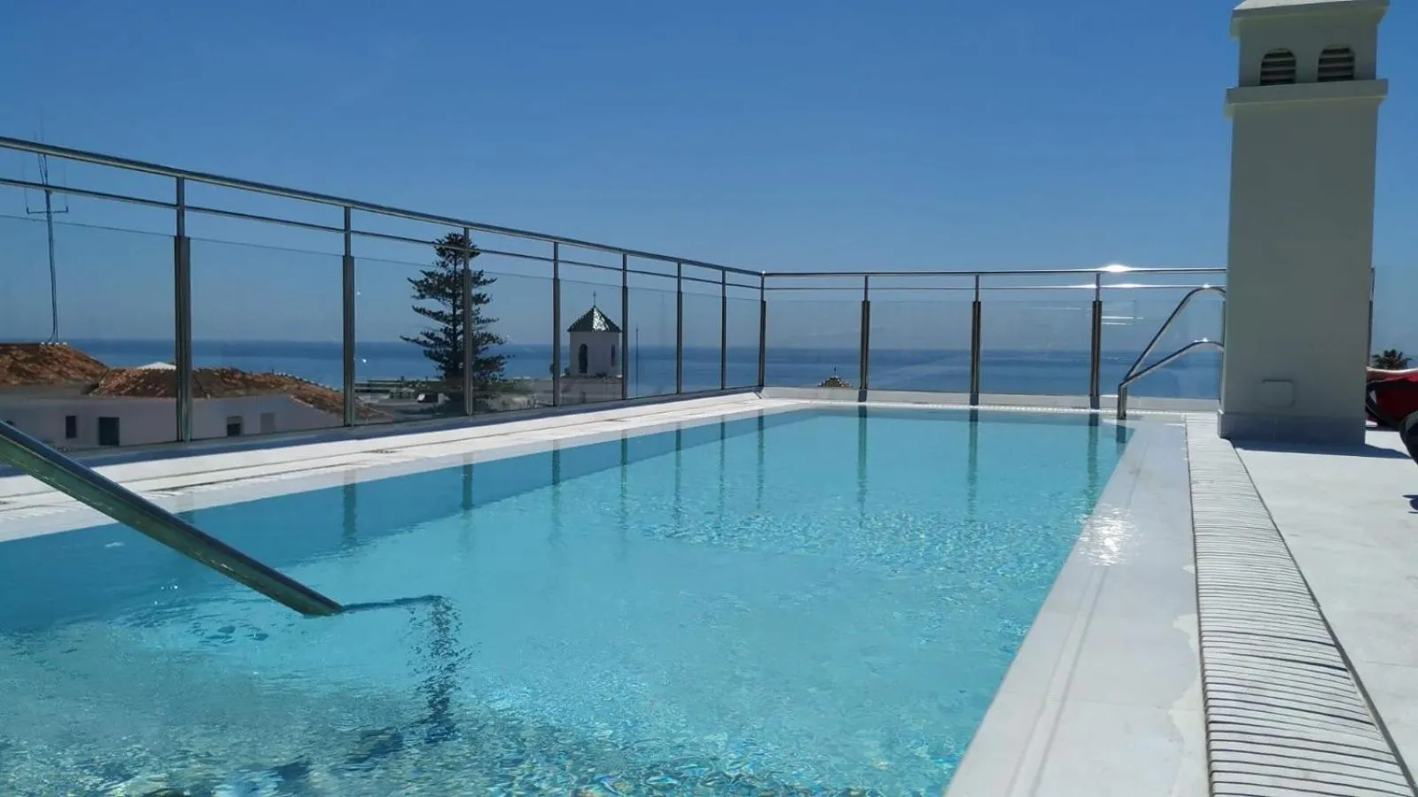 Swimming pool in Mena Plaza