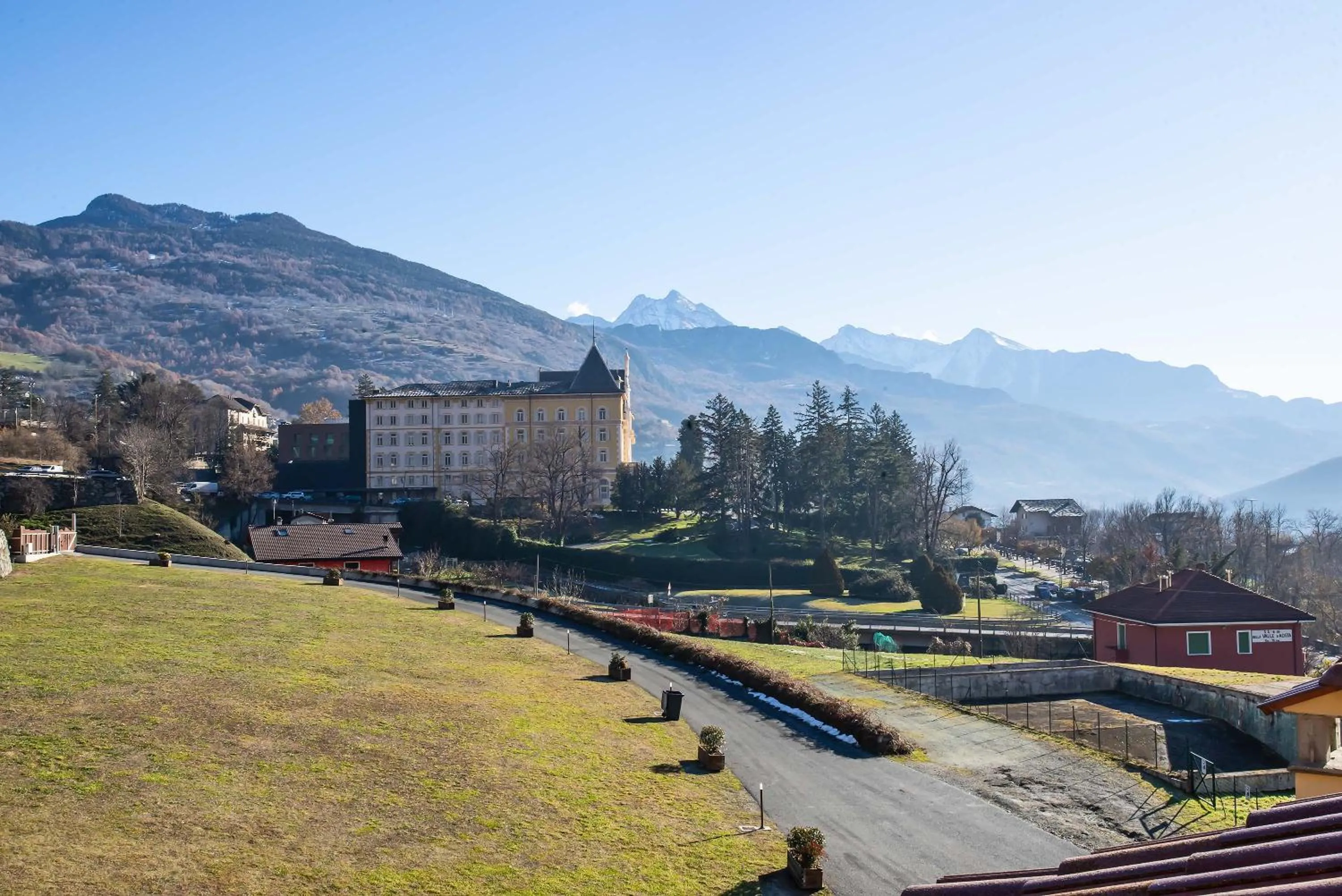 Mountain view in Relais Du Foyer