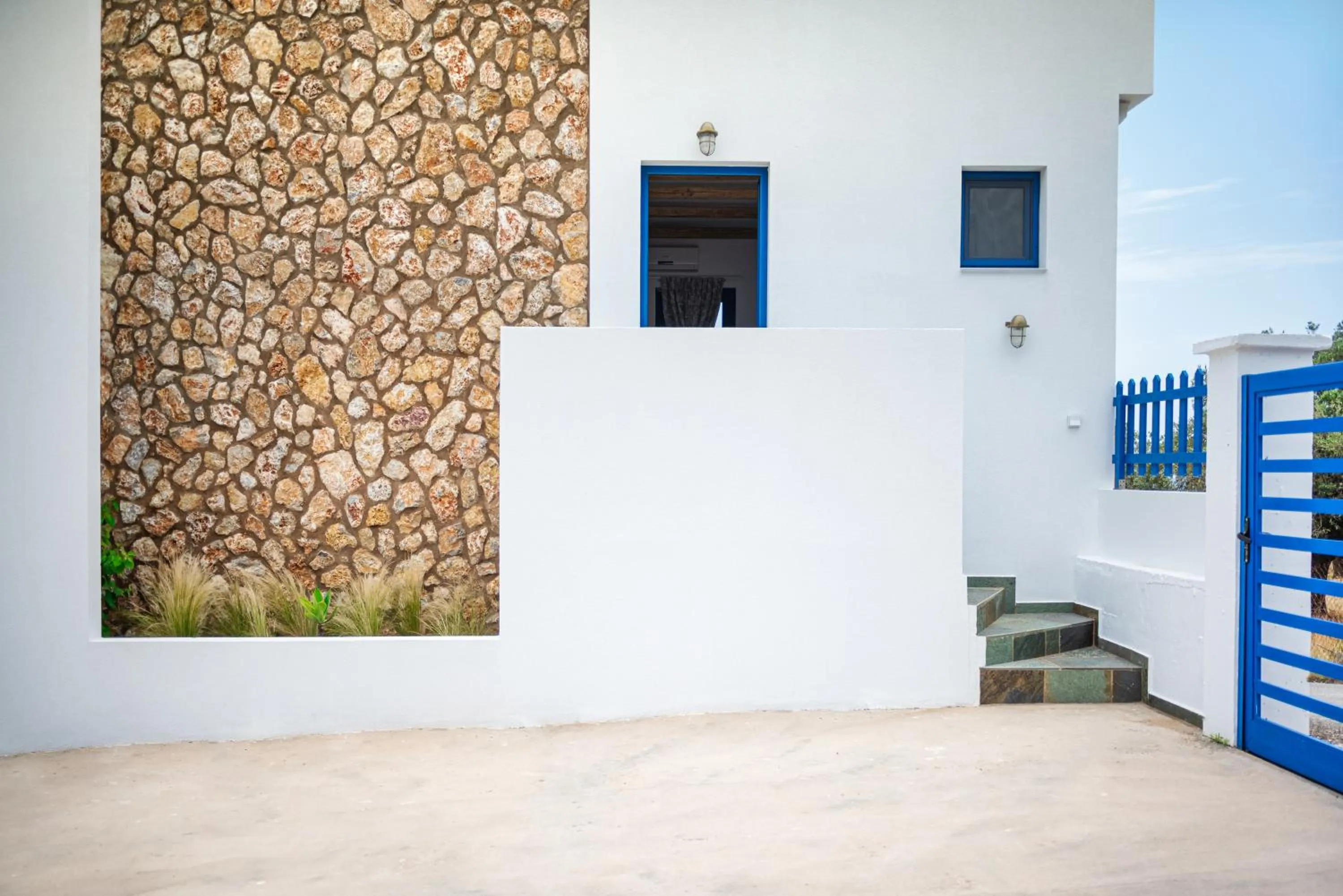 Facade/entrance in Bella Vista Stegna