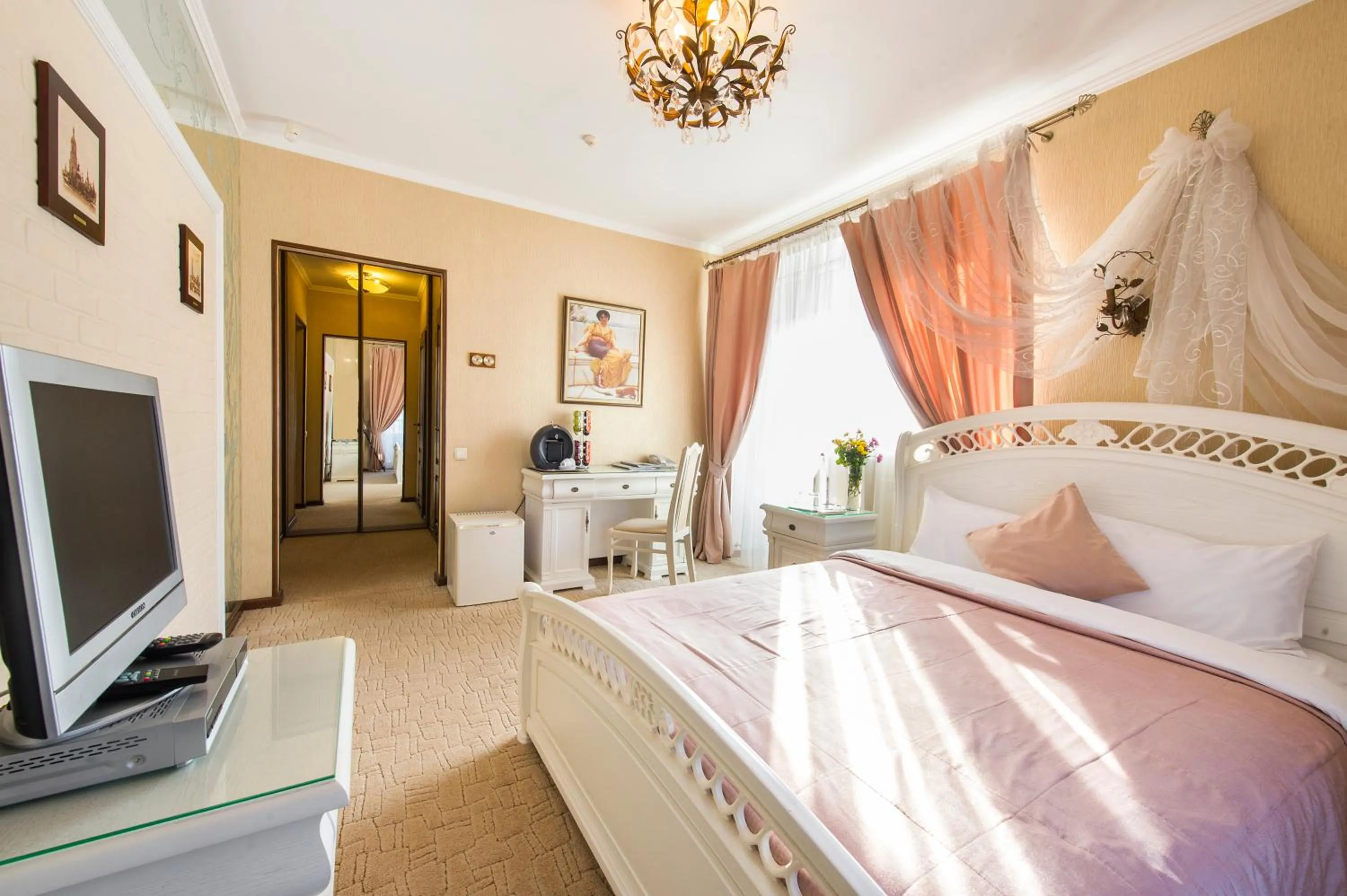 Photo of the whole room, Bed in Oselya Hotel