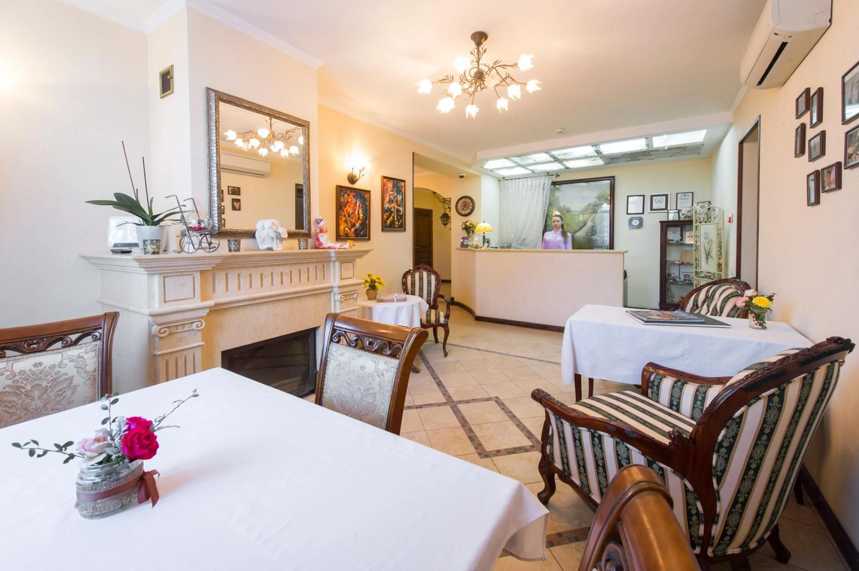 Lobby or reception in Oselya Hotel