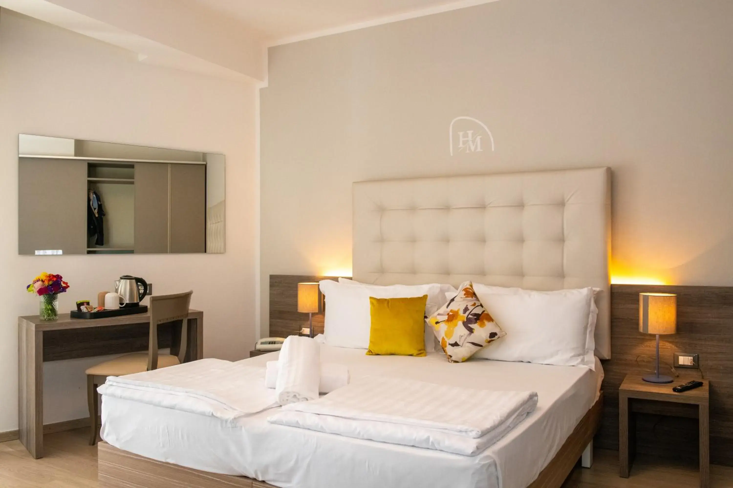 Deluxe Double Room with Frontal Sea View in Hotel Delle Mimose Deluxe Double Room with Frontal Sea View in Hotel Delle Mimose