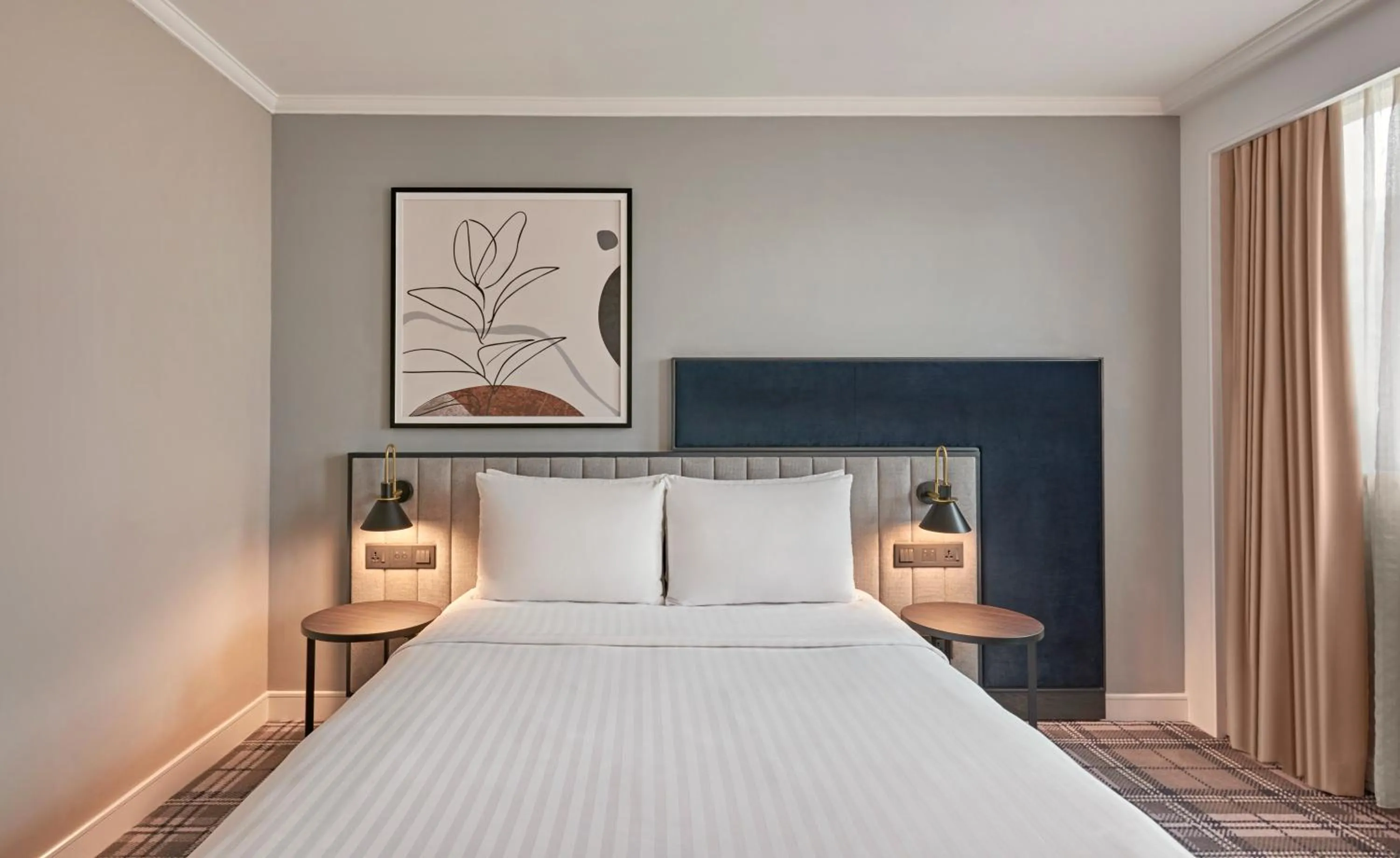 Bed in Vibe Hotel Singapore Orchard