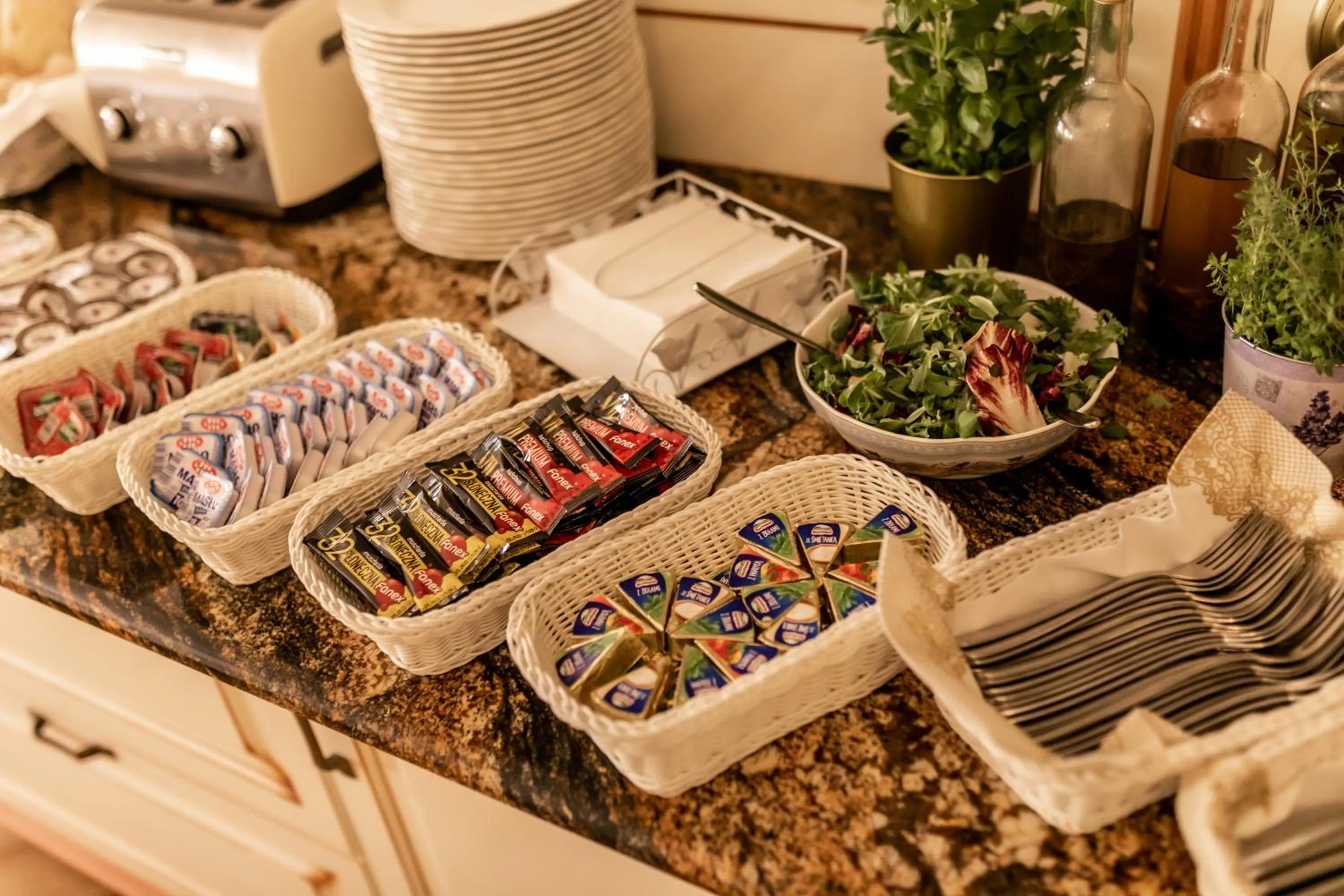 Buffet breakfast in Oławian Hotel