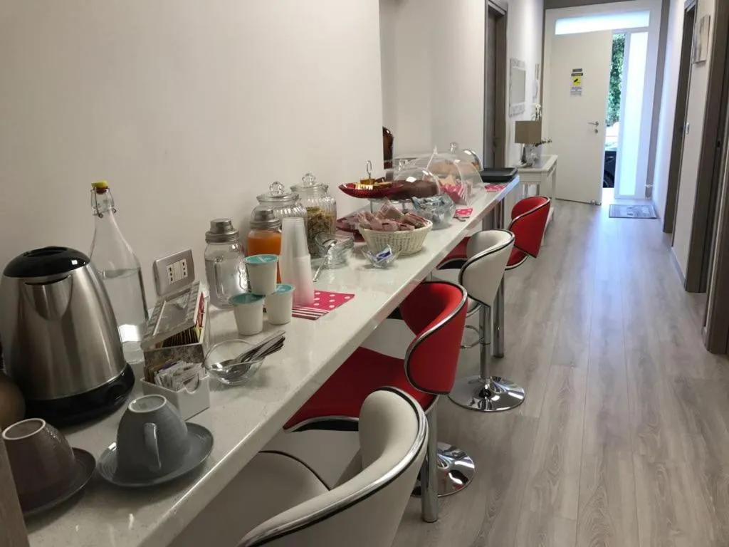 Food and drinks in B&B LA CORTE di TIZIANA