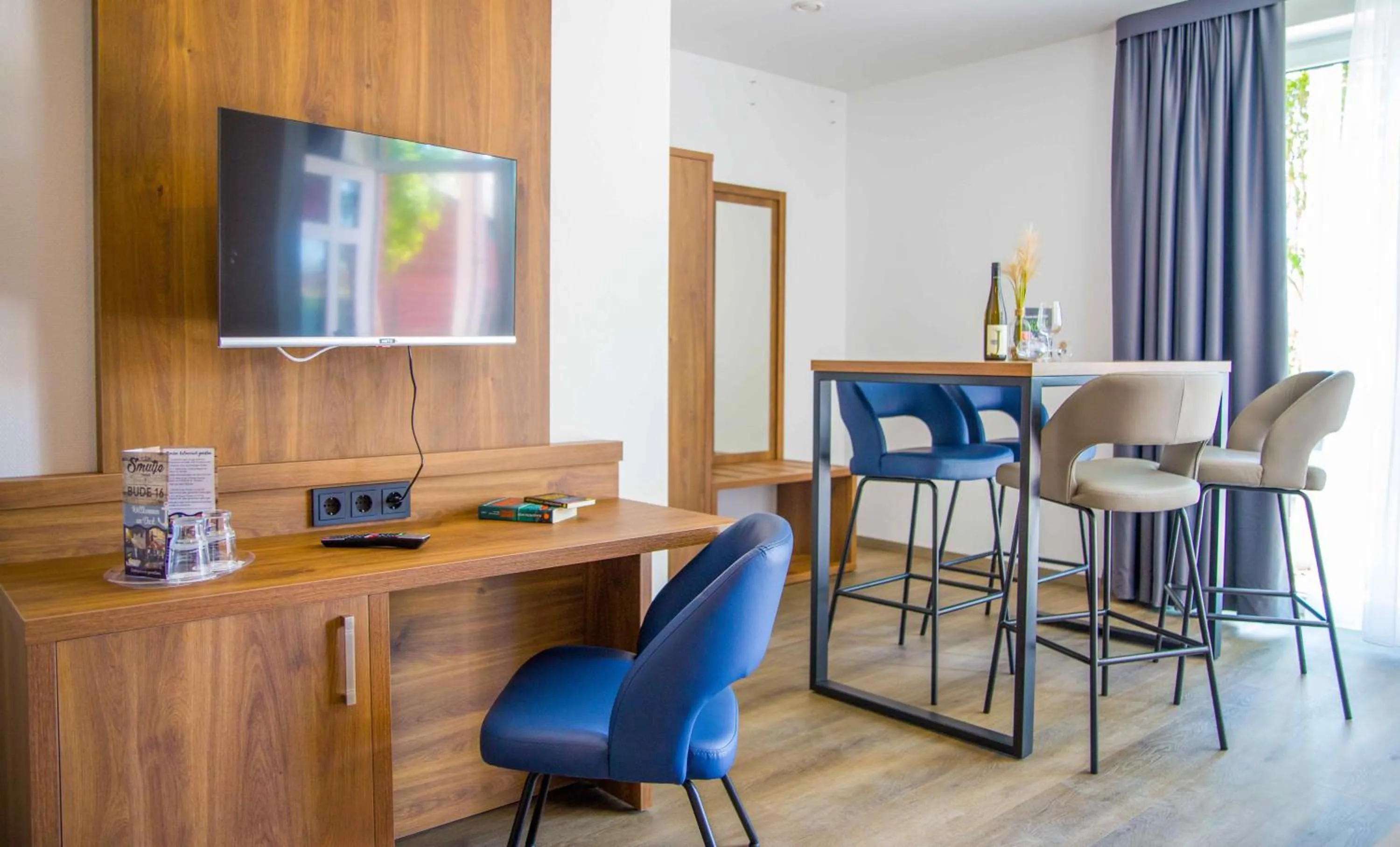 TV and multimedia in Stadthotel-Garni Smutje