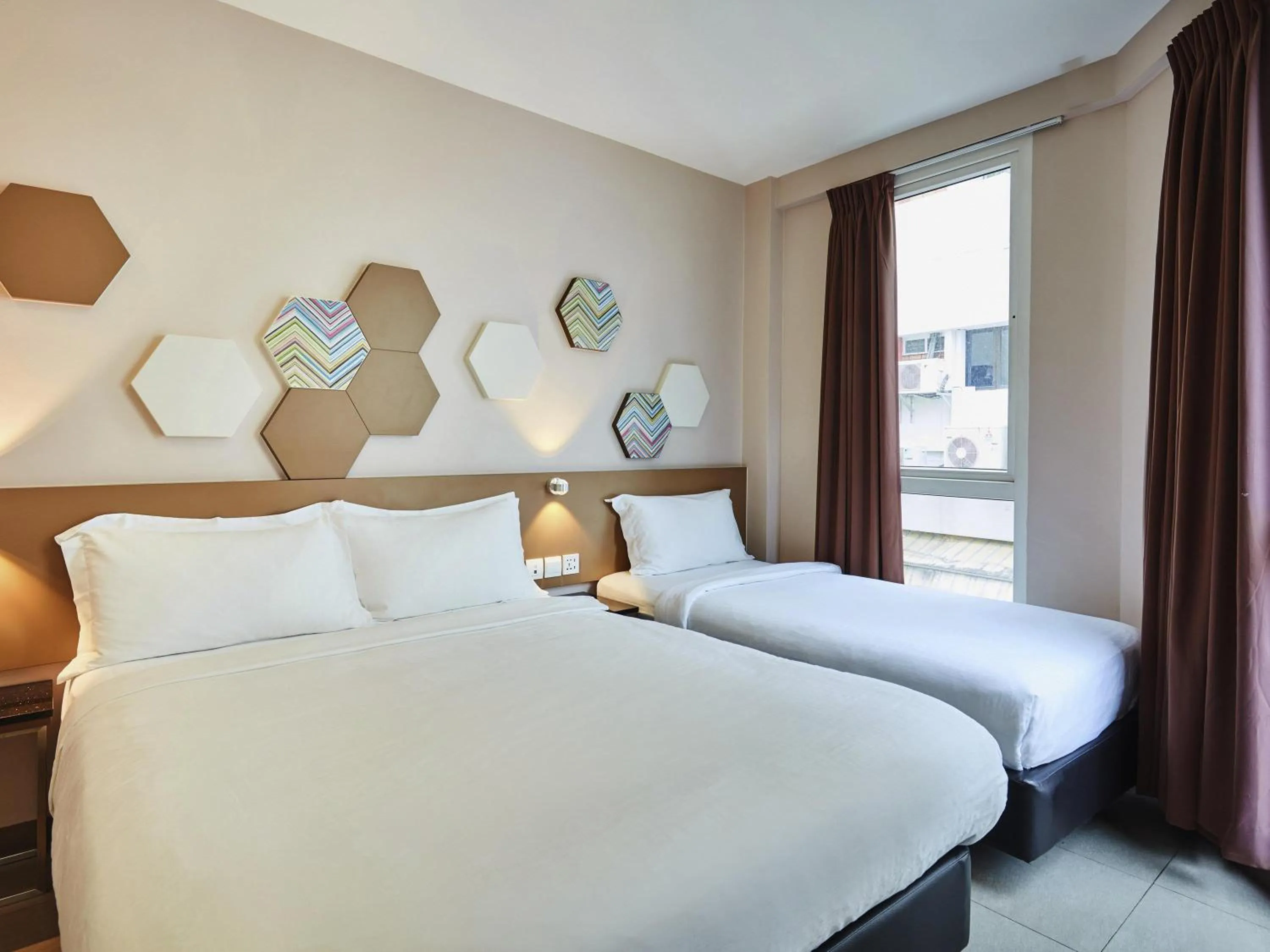 Bedroom, Bed in ibis budget Singapore Imperial