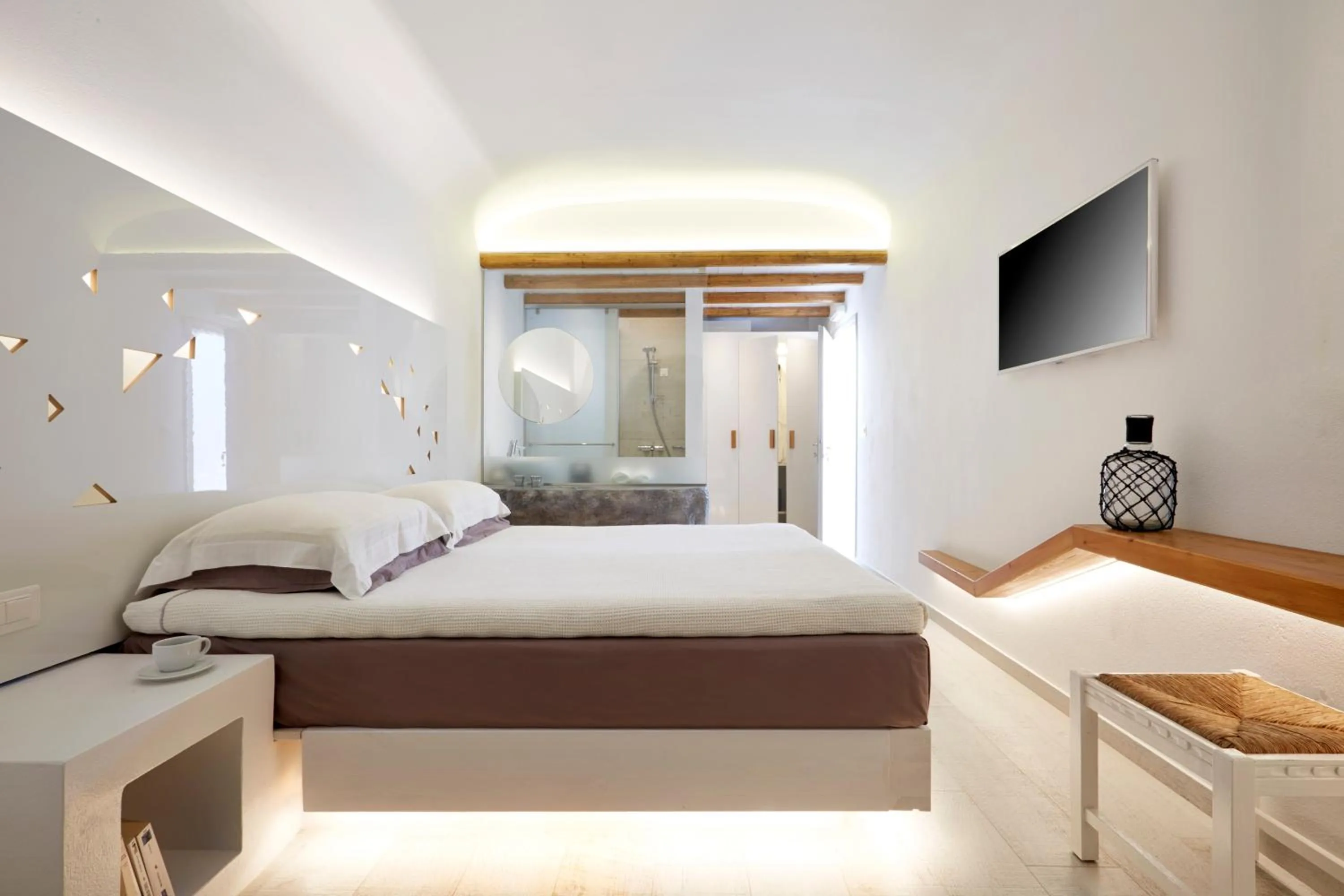 Bed in Vrahos Boutique Hotel