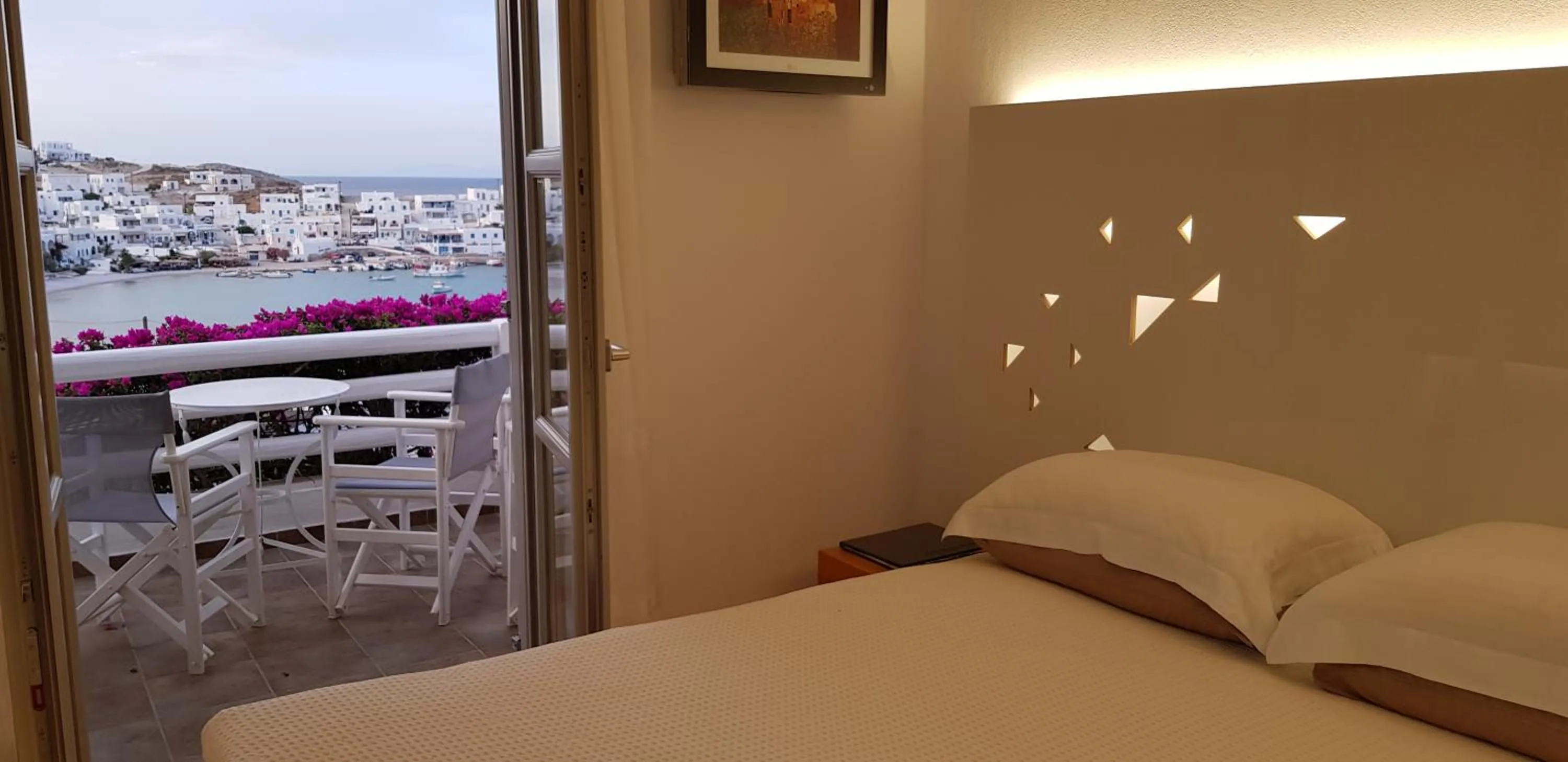 Balcony/Terrace, Bed in Vrahos Boutique Hotel