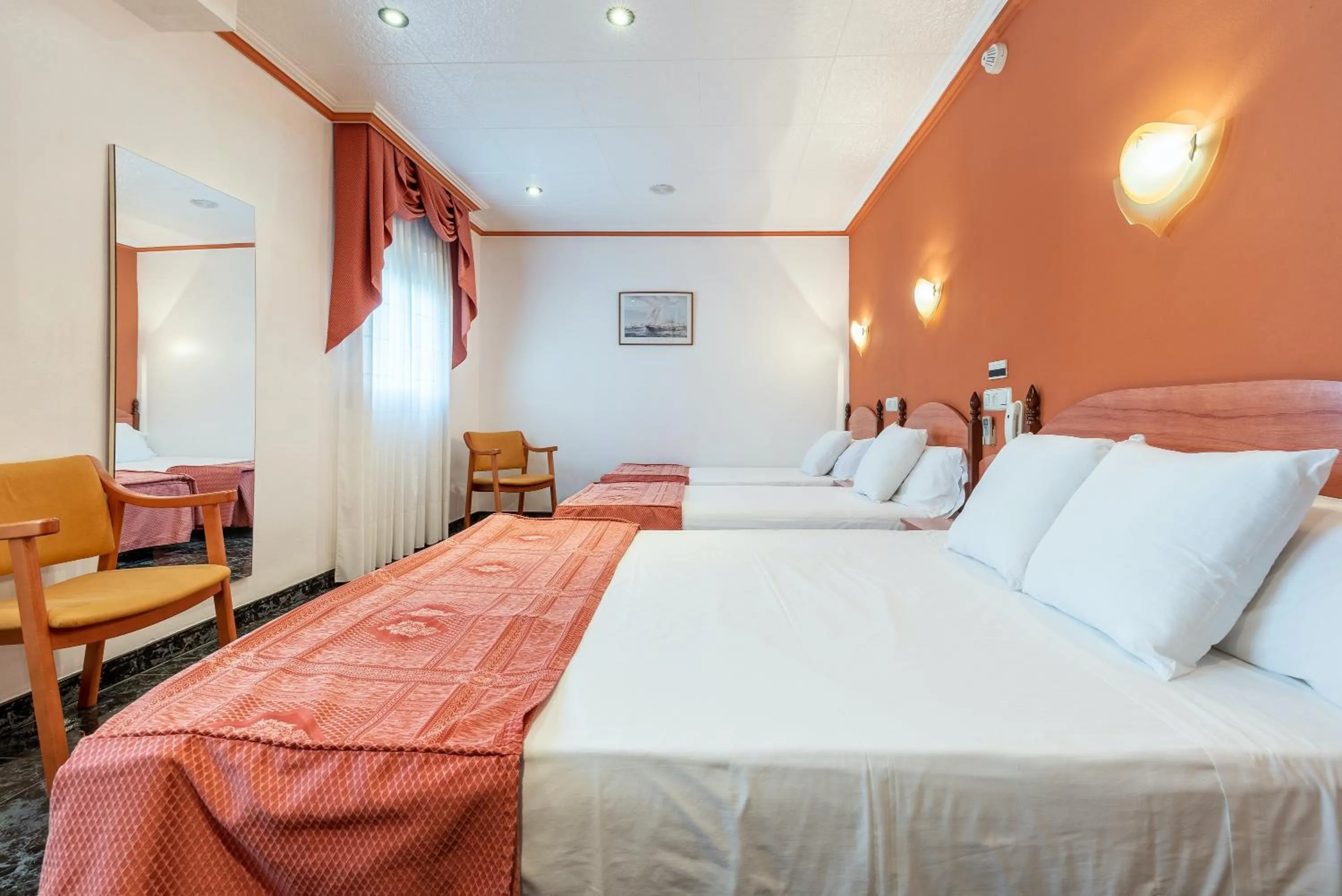 Bed in Hotel Canadá