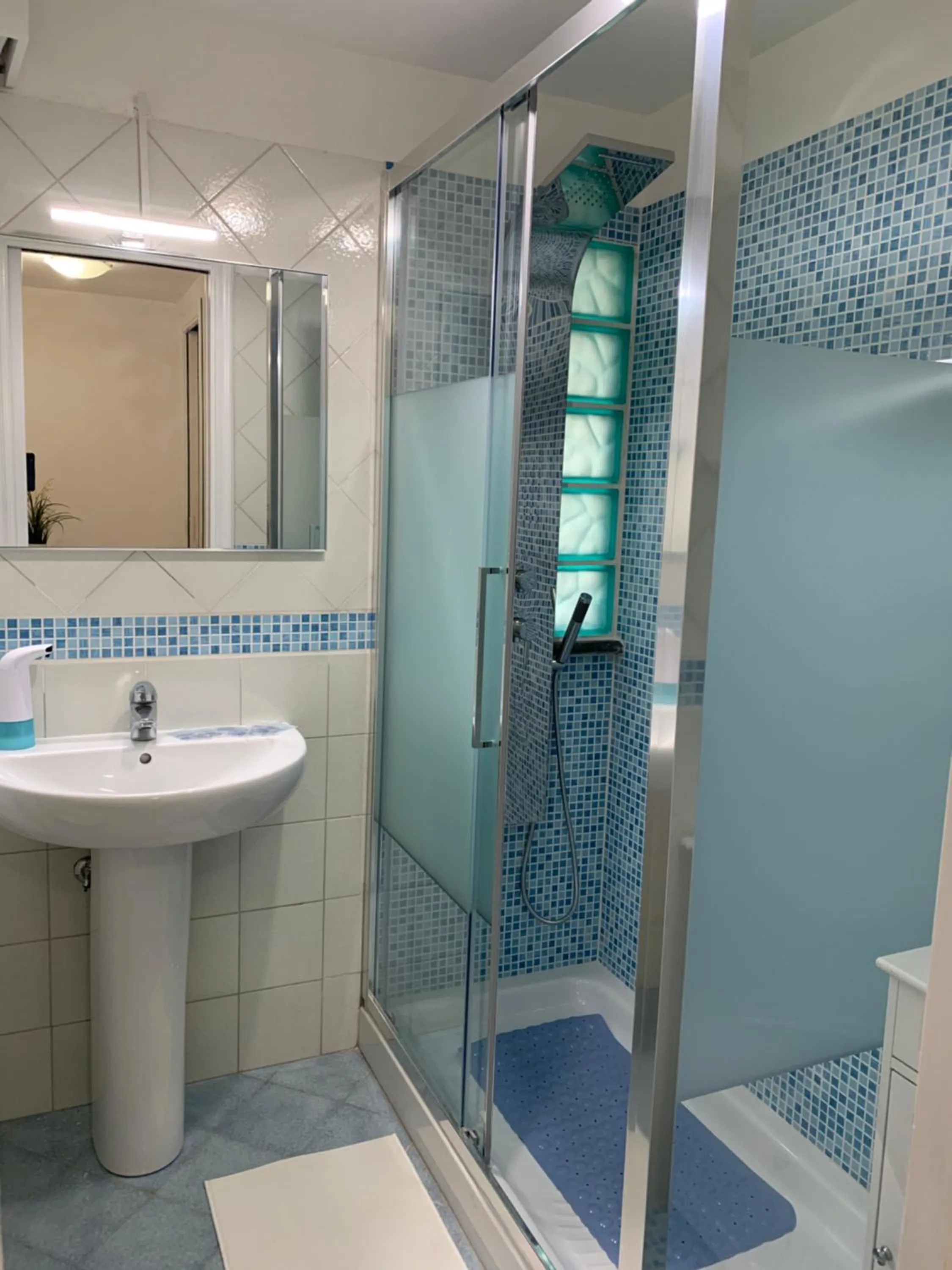 Bathroom in Itaca B&B