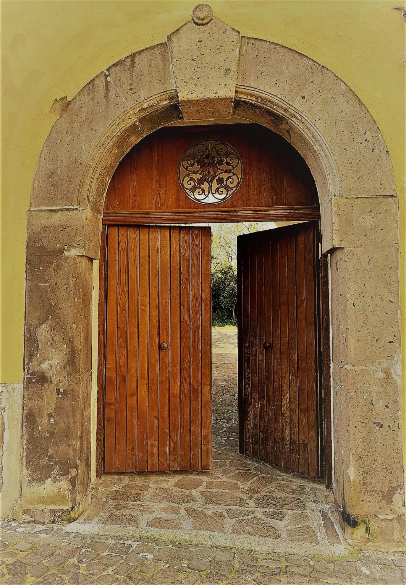 Facade/entrance in Itaca B&B