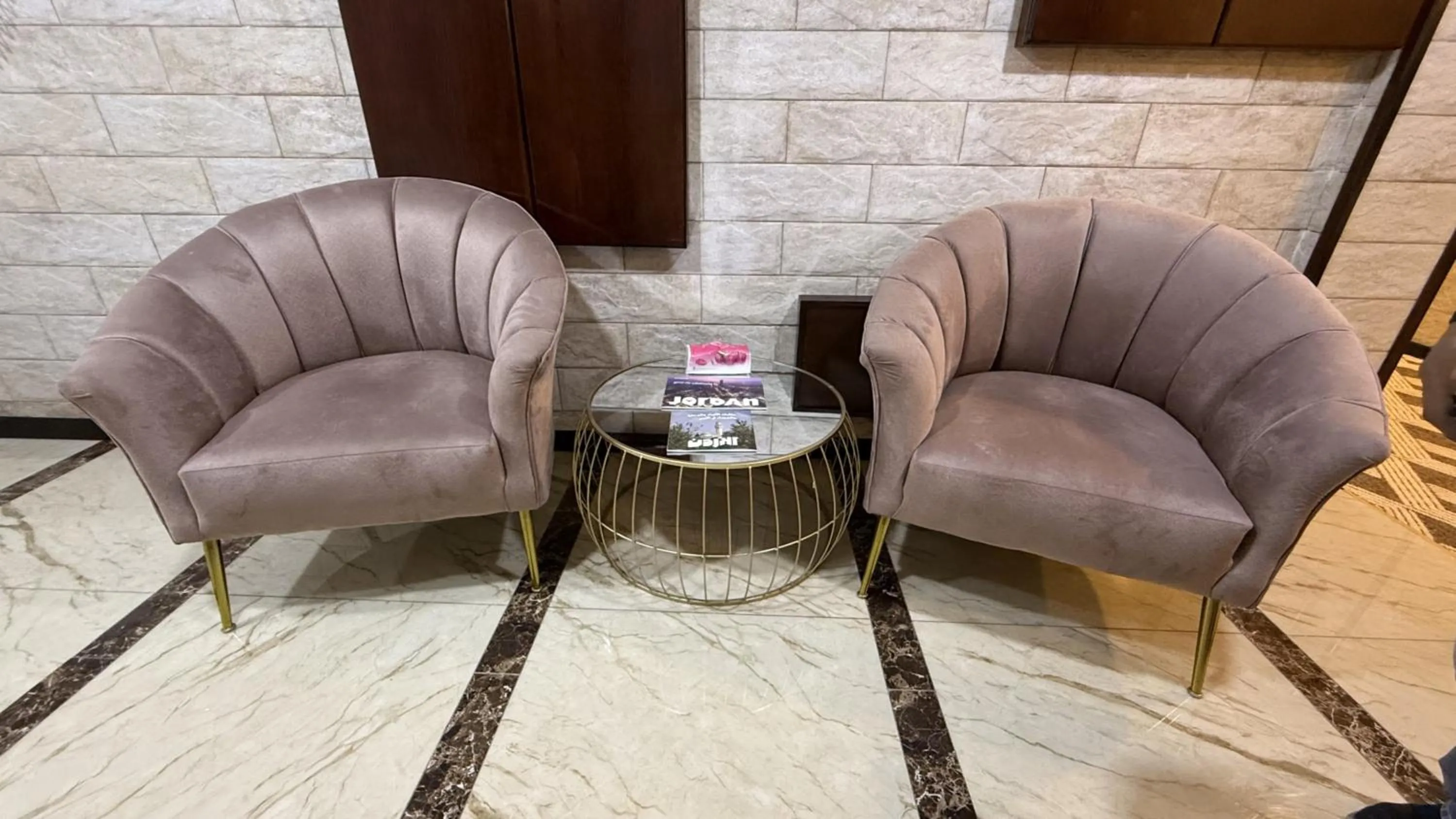 Property building in Rojina Hotel