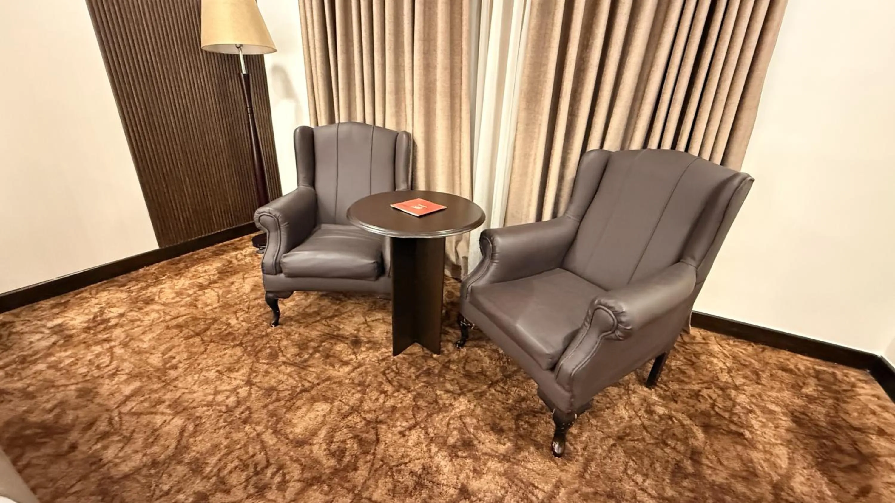 Seating area in Rojina Hotel