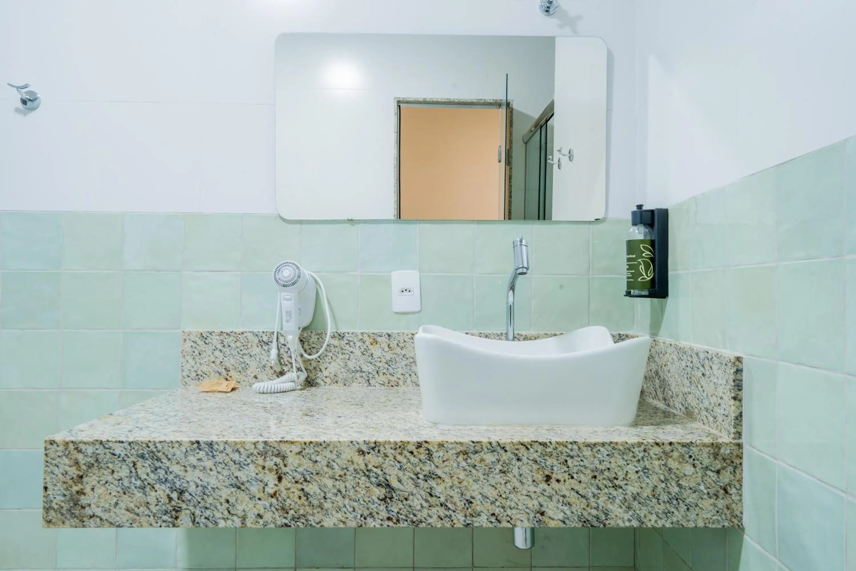 hair dryier in Pousada Cabore