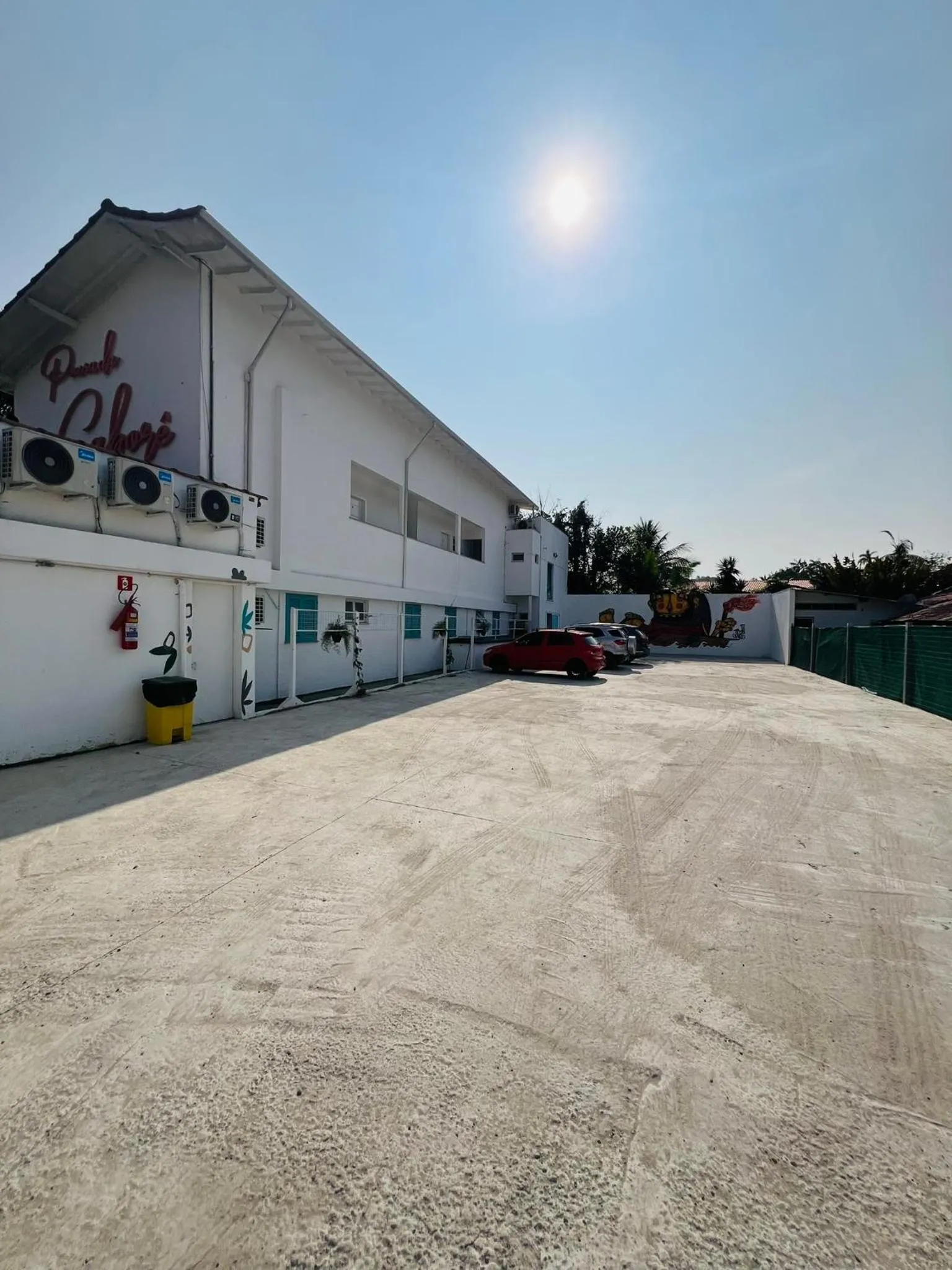 Parking in Pousada Cabore