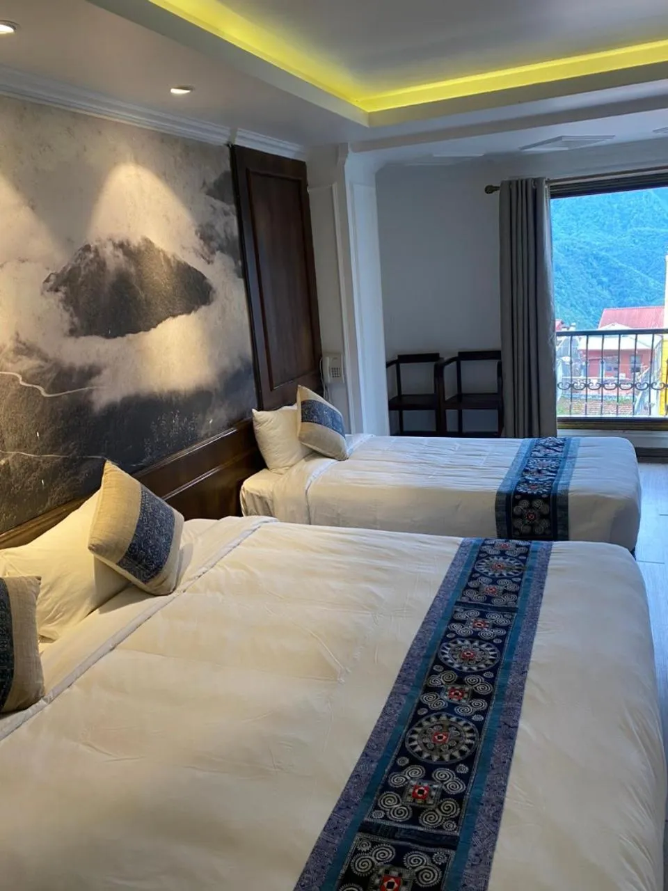 Mountain view, Bed in Delta Sapa Hotel - Old Quarter Center