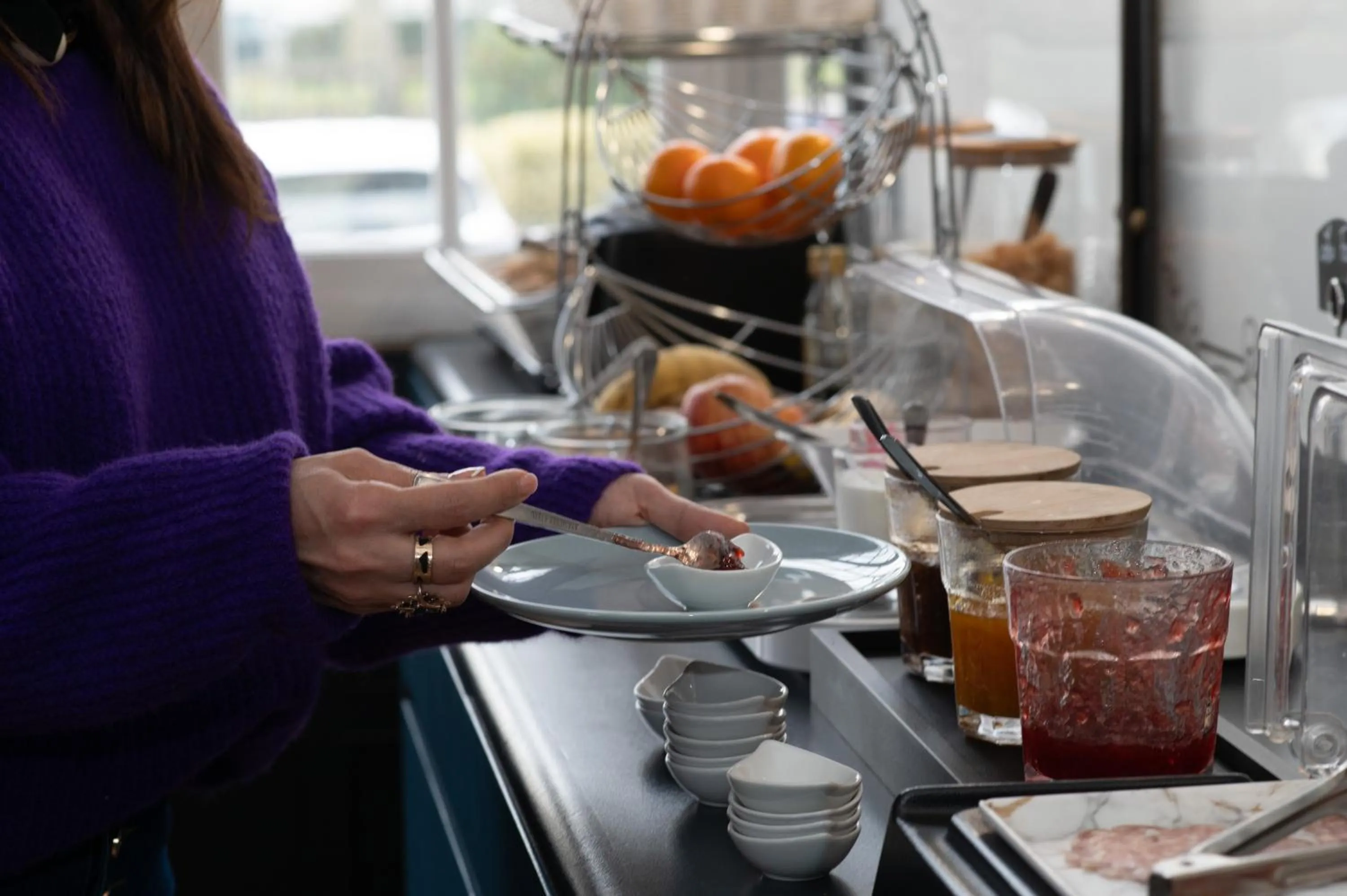 Breakfast in The Originals Boutique, Hôtel Victoria, Châtelaillon-Plage