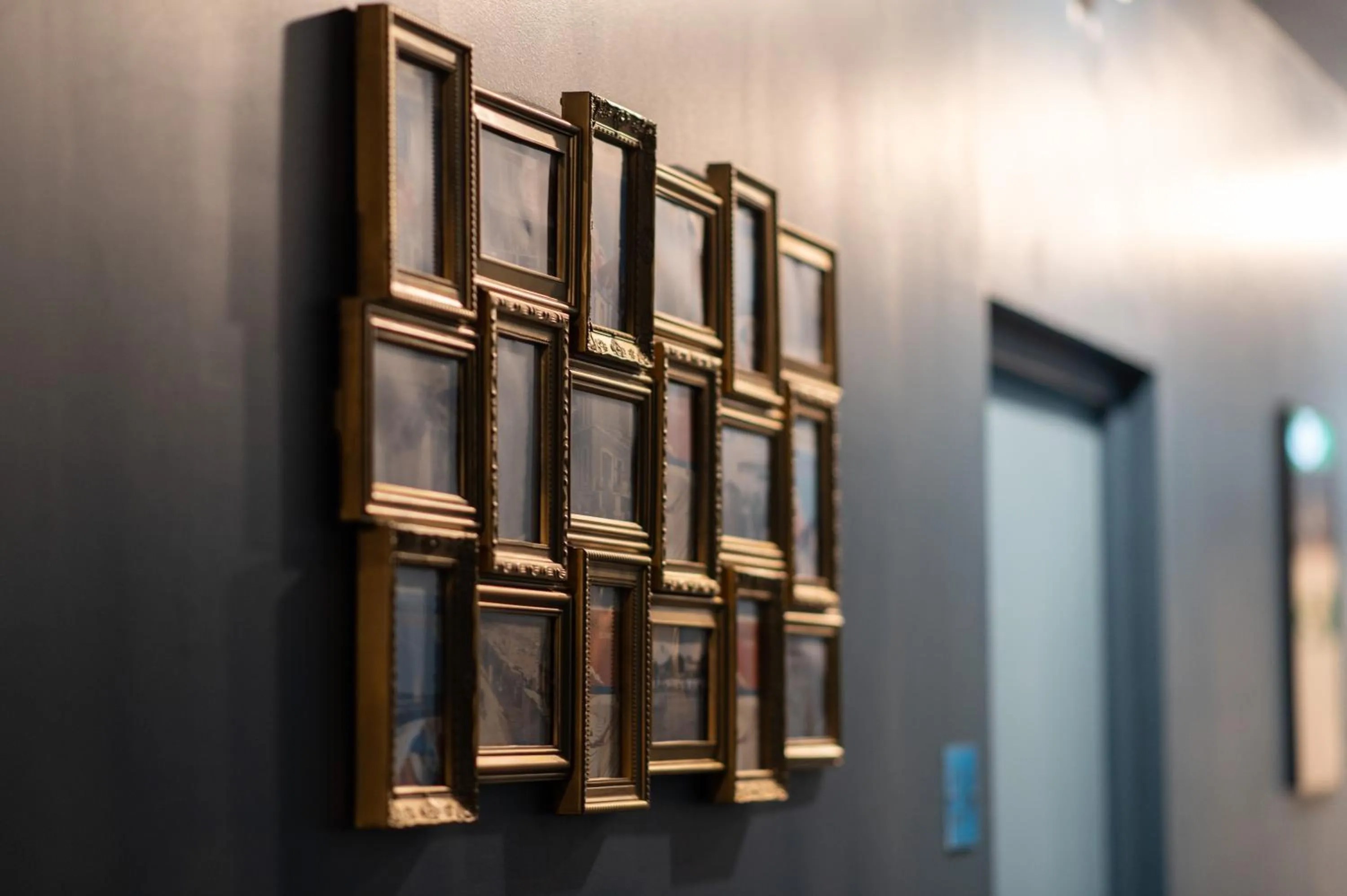 Decorative detail in The Originals Boutique, Hôtel Victoria, Châtelaillon-Plage
