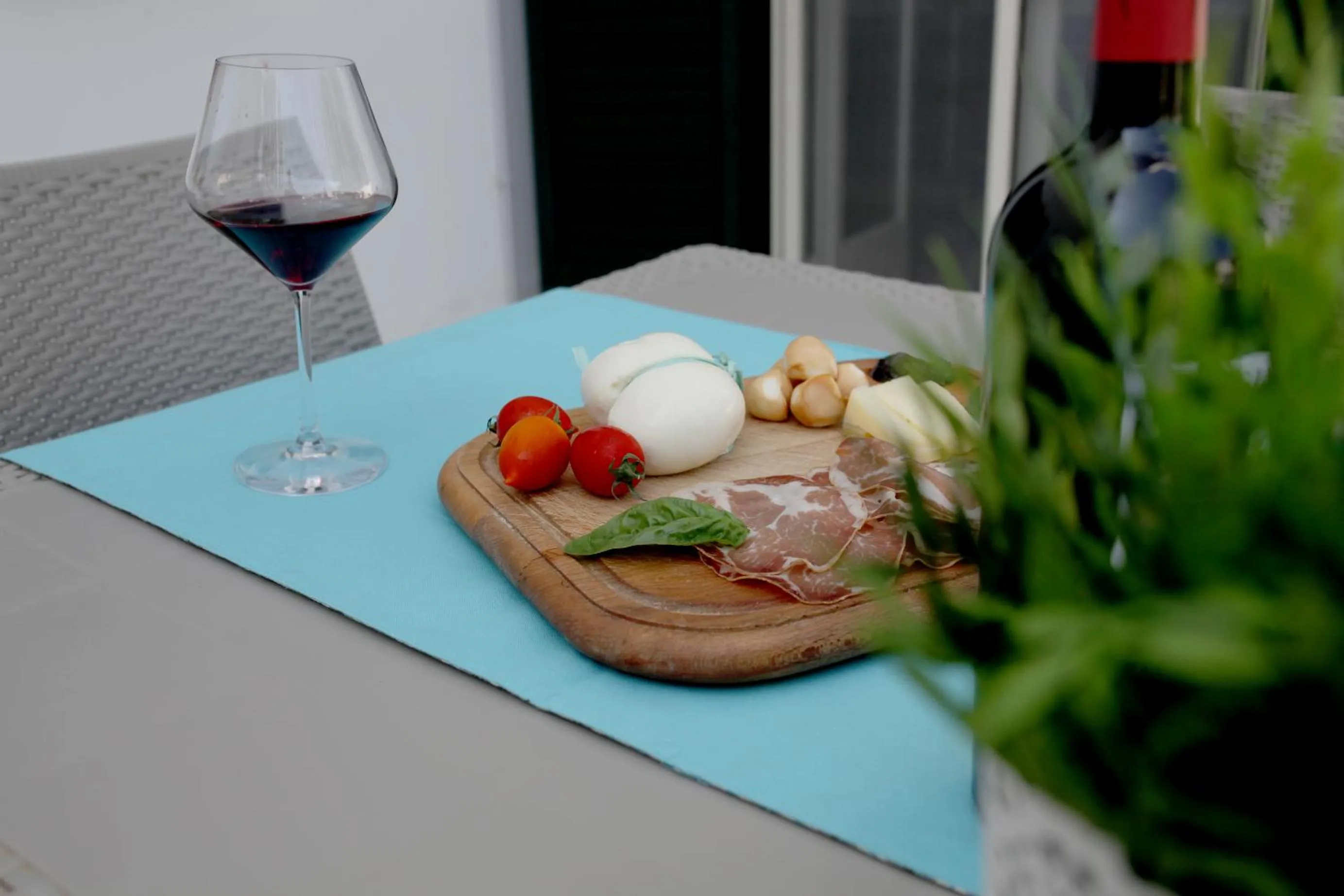 Garden in La Buona Creanza by Jdvacanze