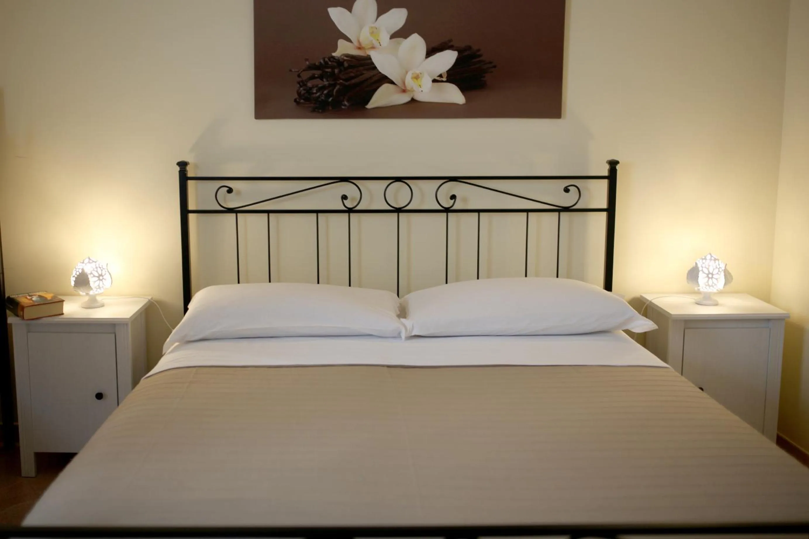 Photo of the whole room, Bed in La Buona Creanza by Jdvacanze