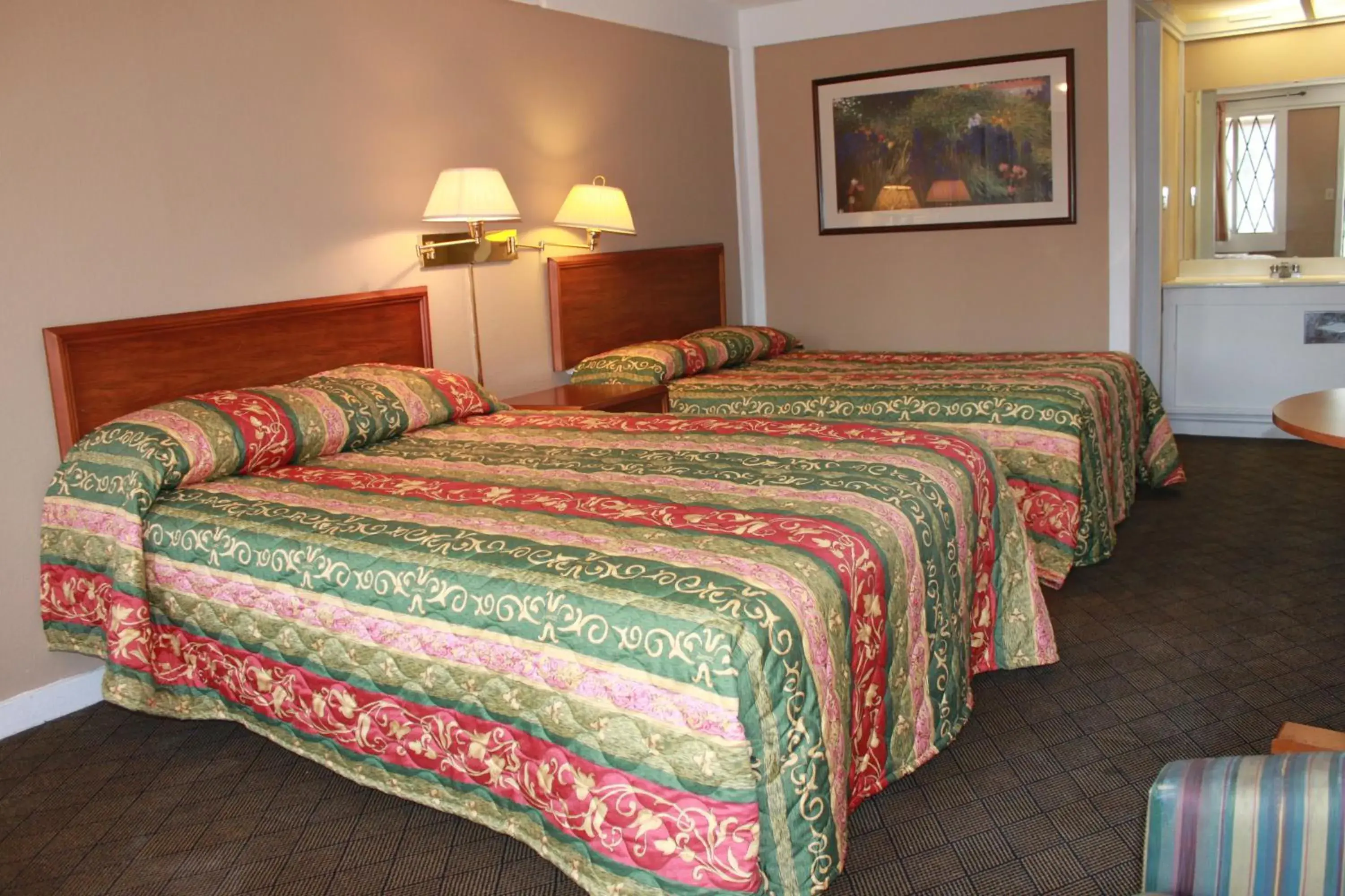 Double Room with Two Double Beds - Non-Smoking in Knights Inn Indianapolis Double Room with Two Double Beds - Non-Smoking in Knights Inn Indianapolis