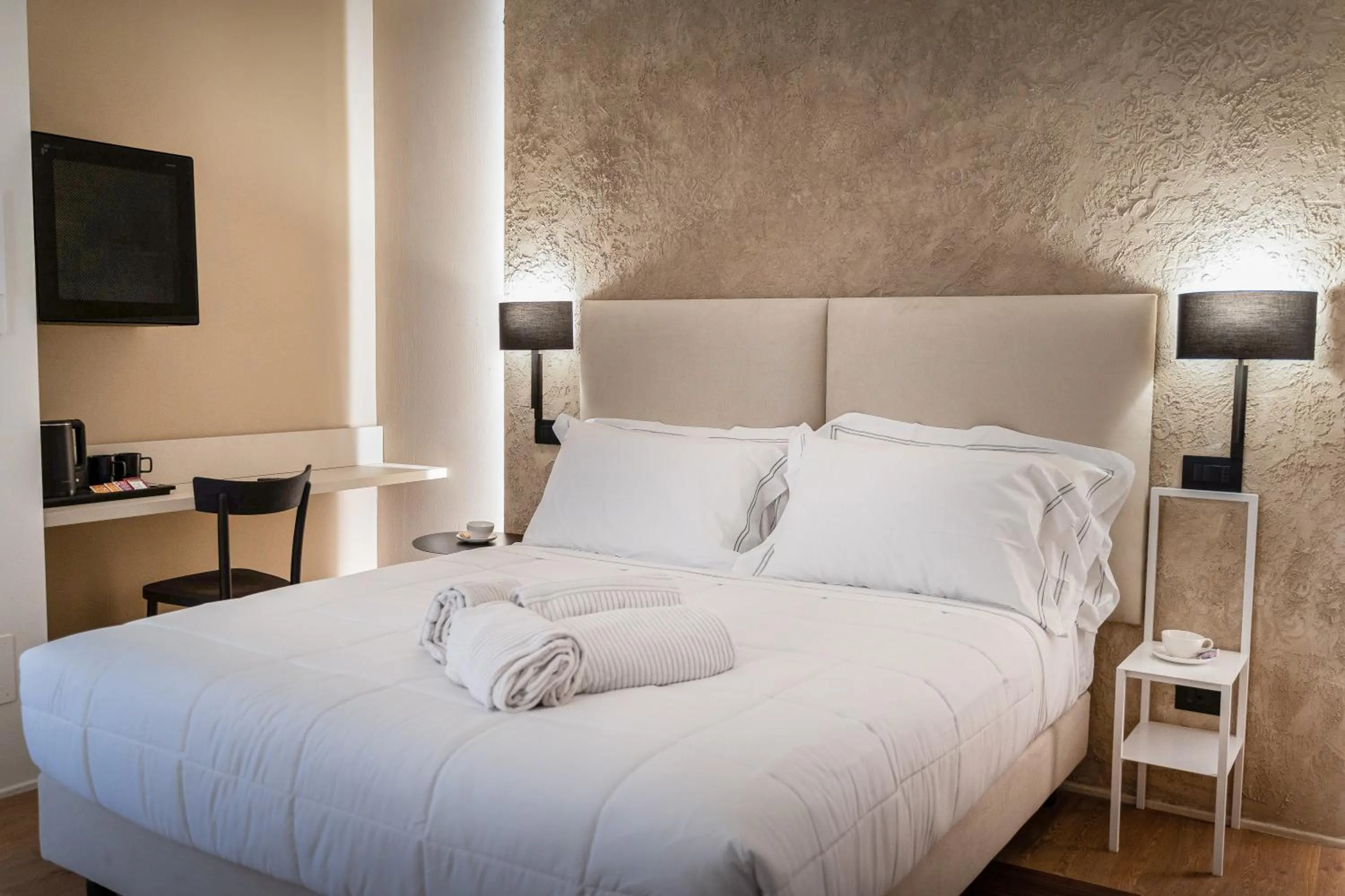 Photo of the whole room, Bed in Sogno di Davide Country House