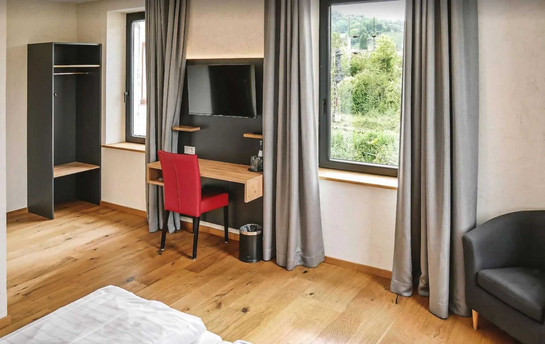 Photo of the whole room in Wein Erlebnis Hotel Maimühle