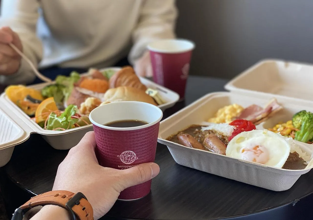 Coffee/tea facilities in Mercure Sapporo