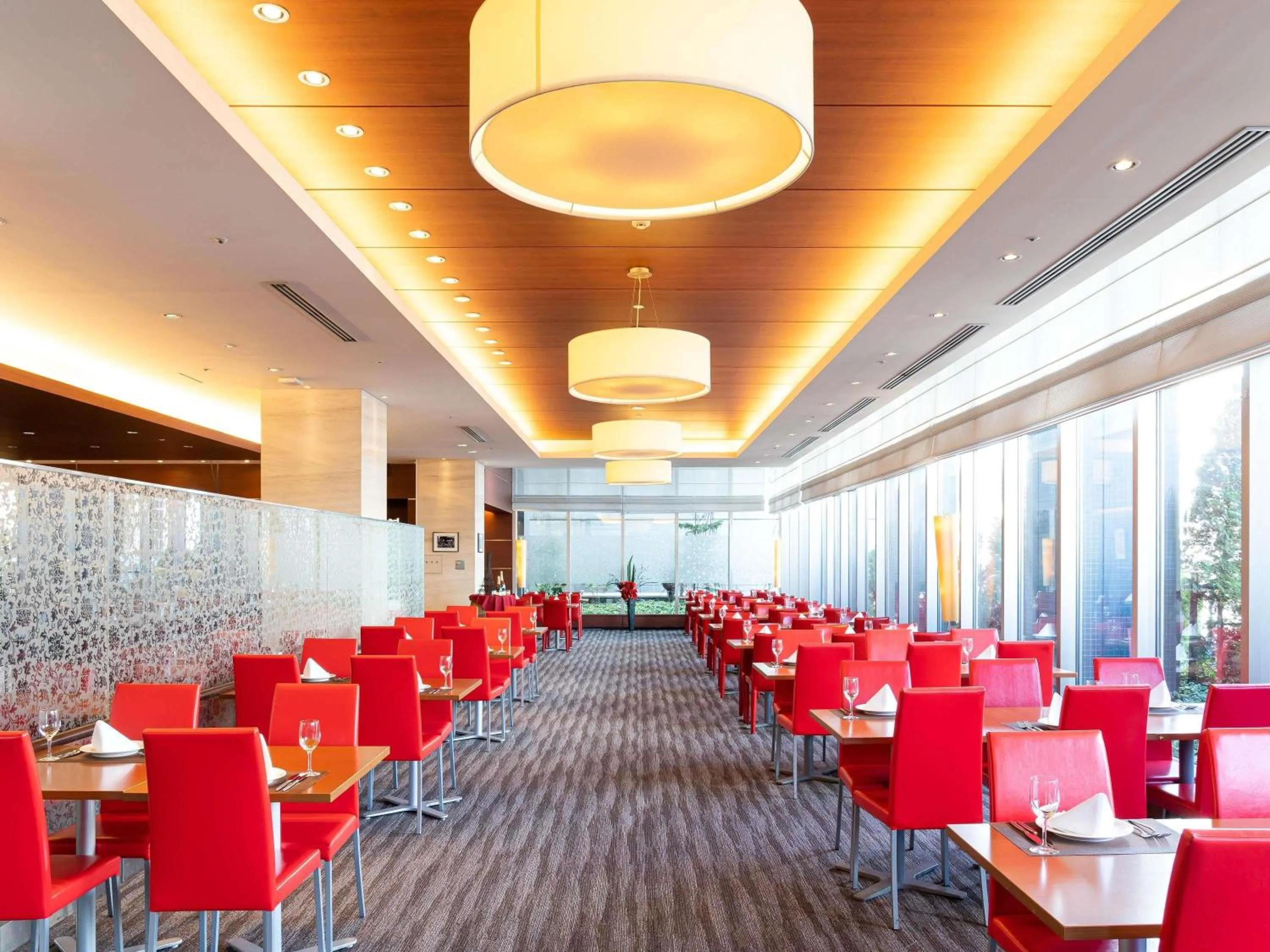 Restaurant/places to eat in Mercure Sapporo