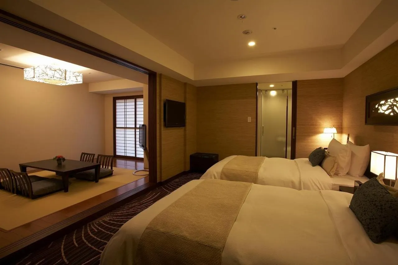 Photo of the whole room, Bed in Hotel Ryumeikan Tokyo