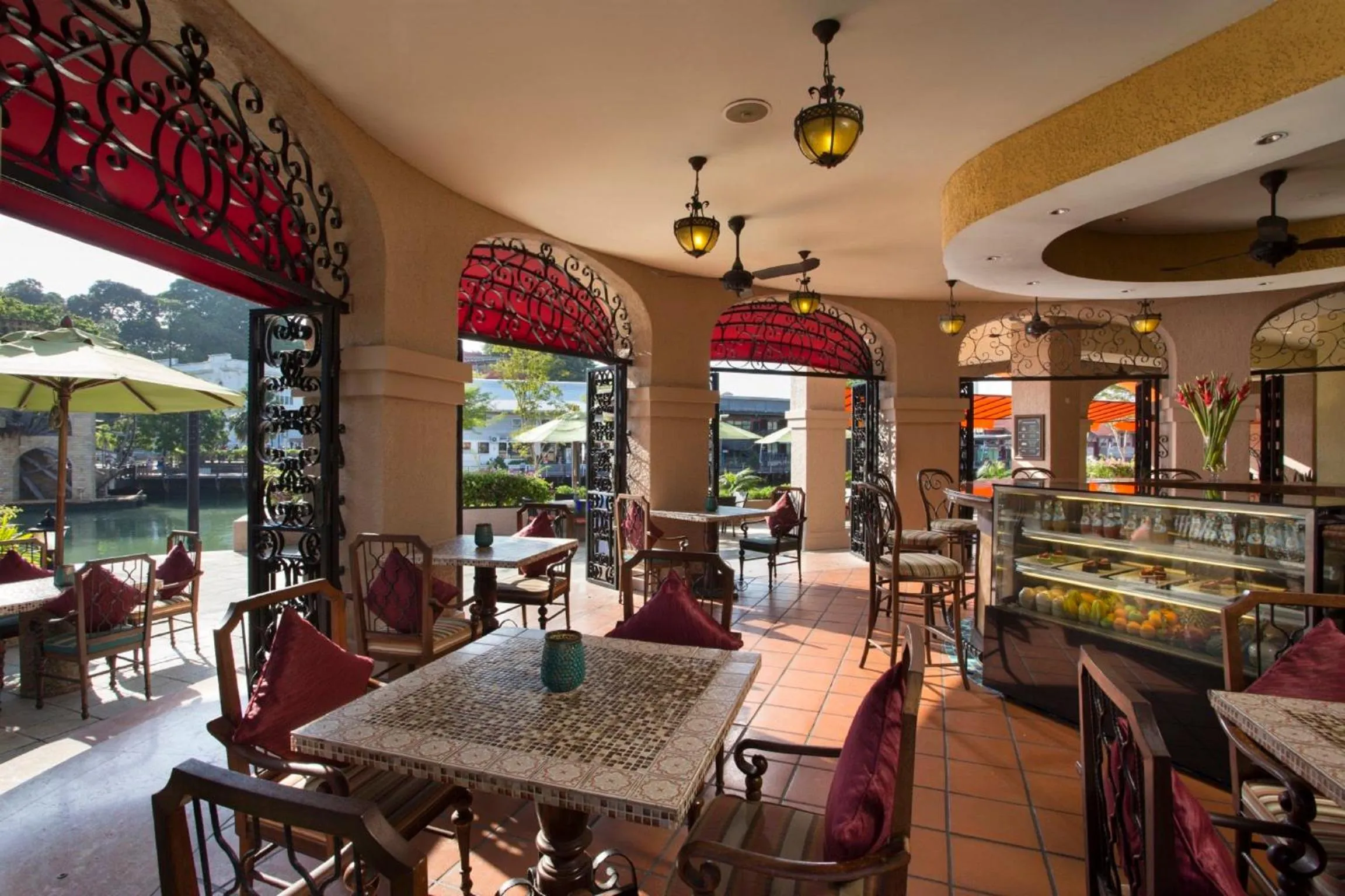 Restaurant/places to eat in Casa del Rio Melaka