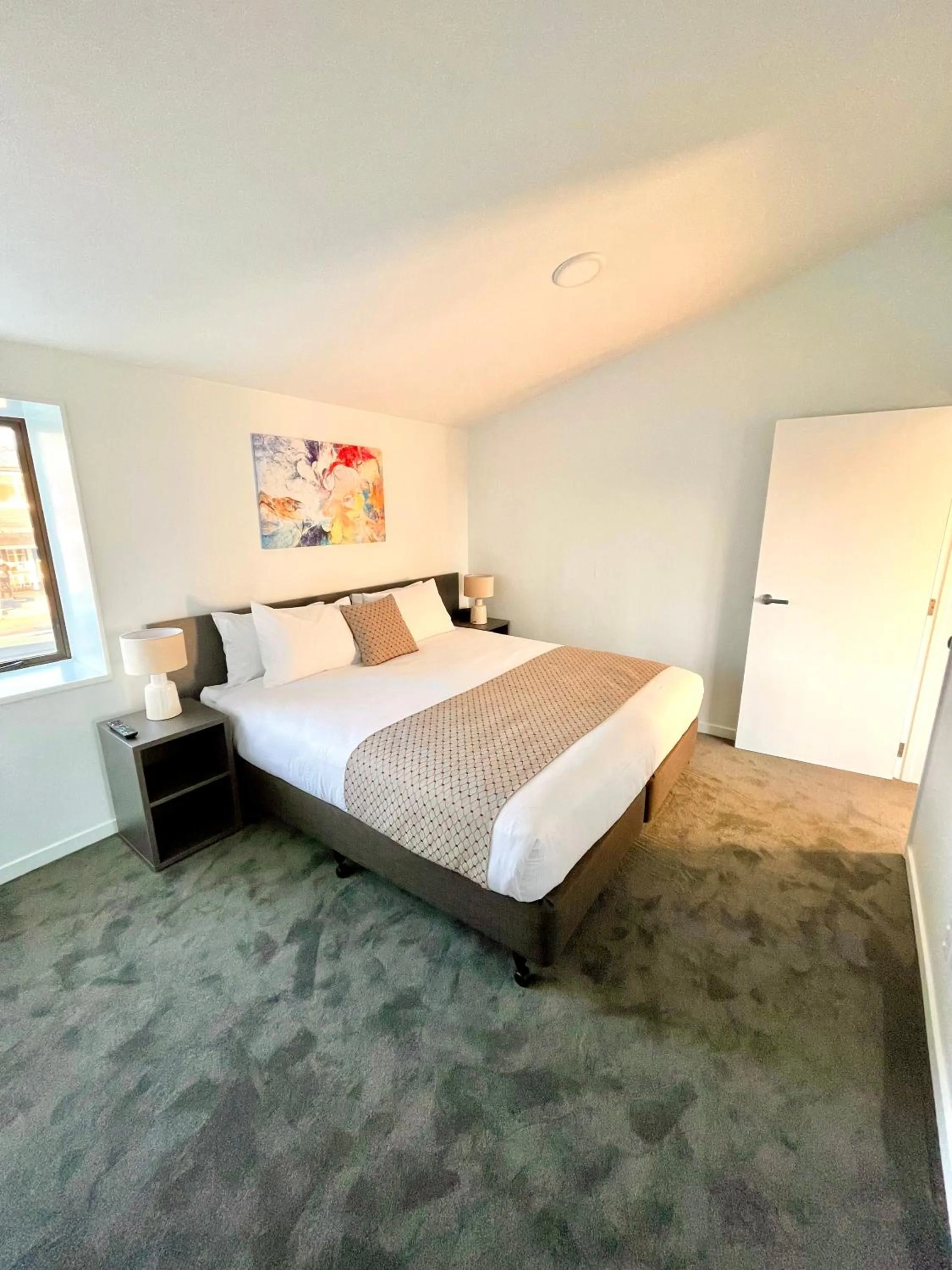 Bedroom, Bed in Carnmore Hagley Park